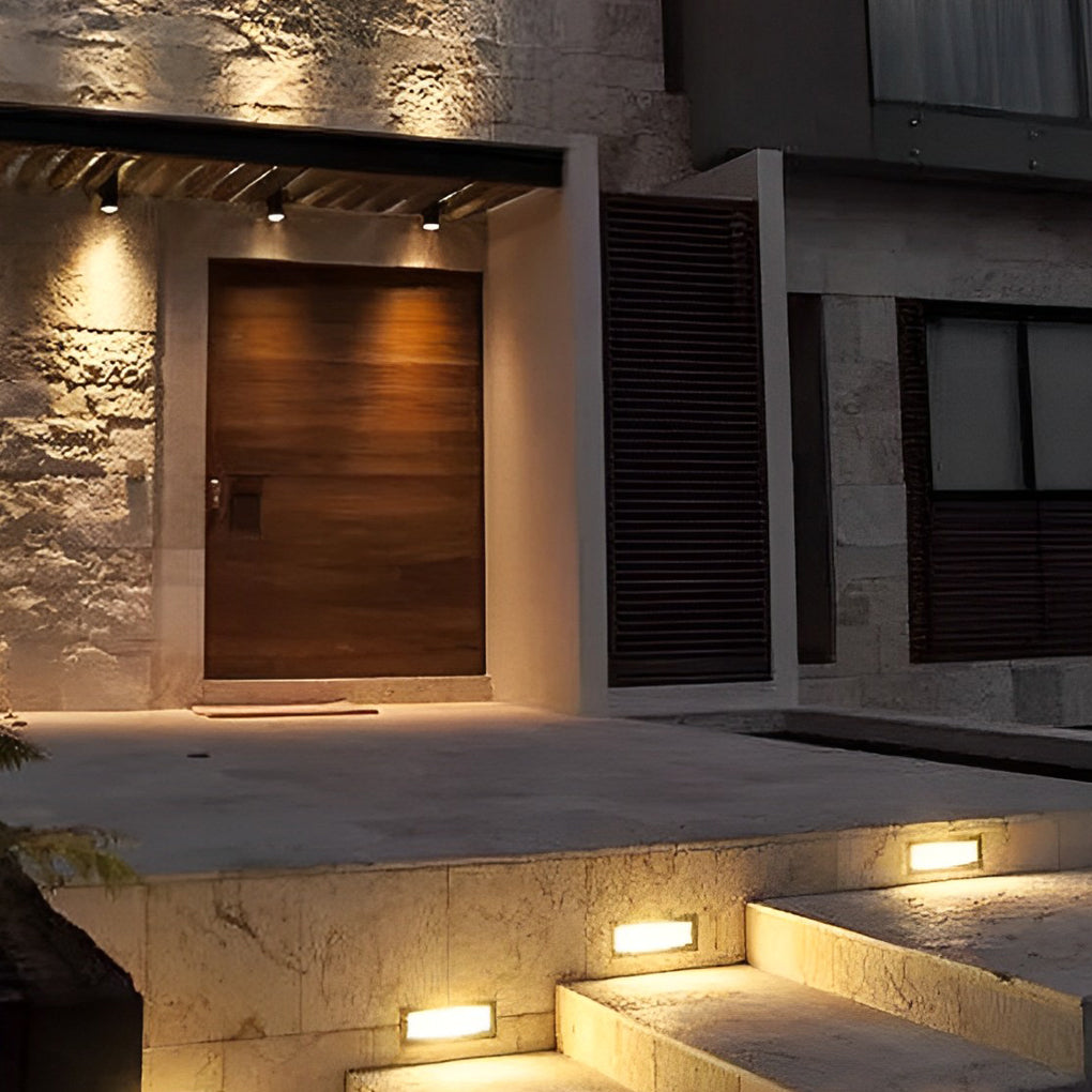 Modern Aluminium Step Light – Recessed for Staircases