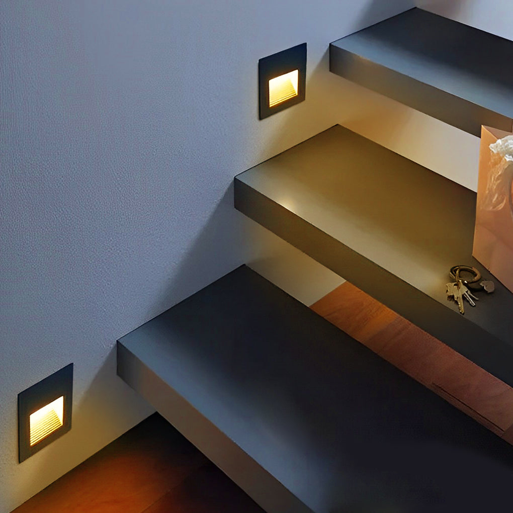 Modern Aluminium Step Light – Recessed for Staircases
