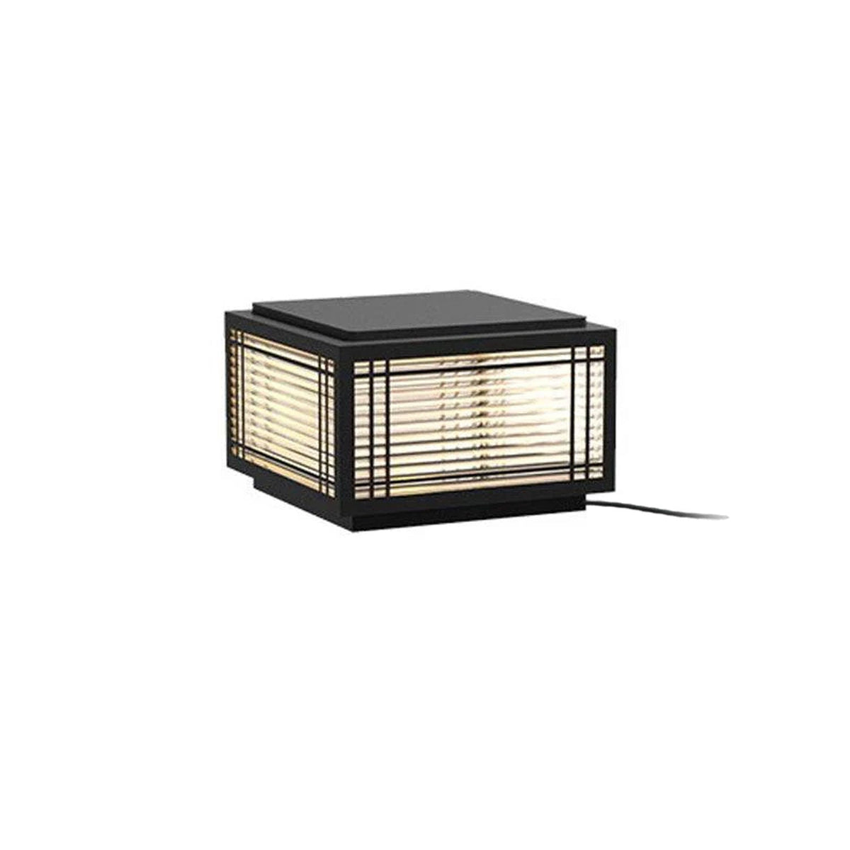 Classic Black Post Light – Solar Deck Light for Yard