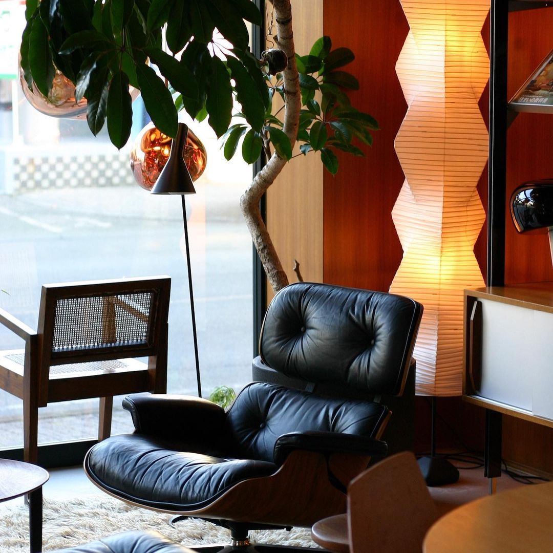 Japandi White Rice Paper Floor Lamp – Bamboo Rib