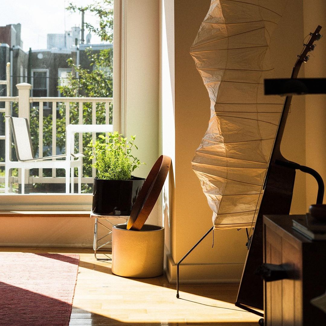 Japandi White Rice Paper Floor Lamp – Bamboo Rib