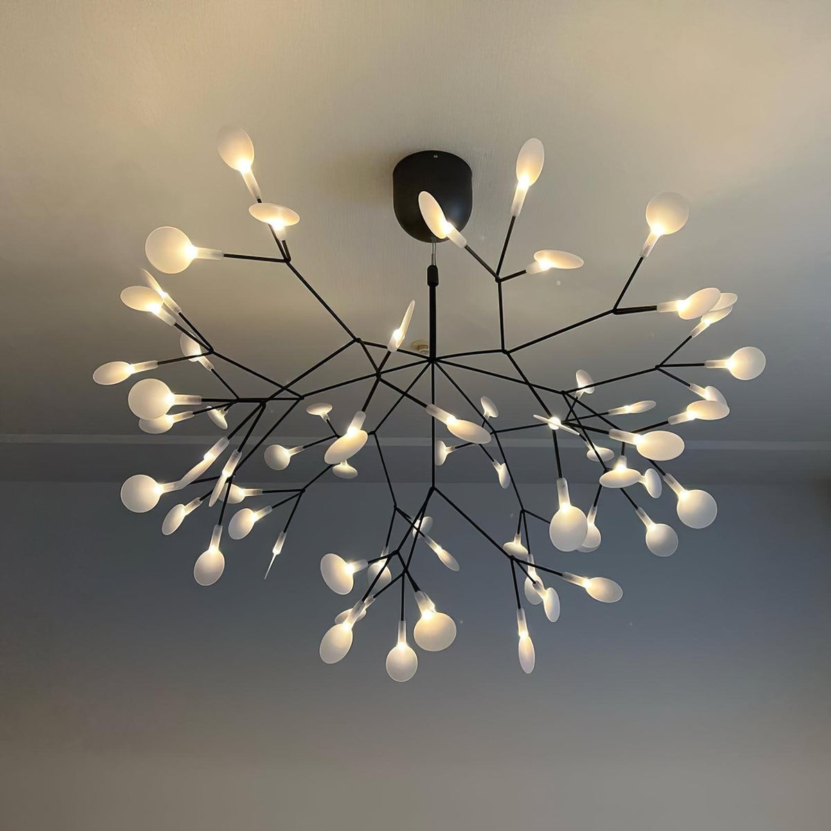 Modern Black Metal Branch Chandelier – Firefly LED