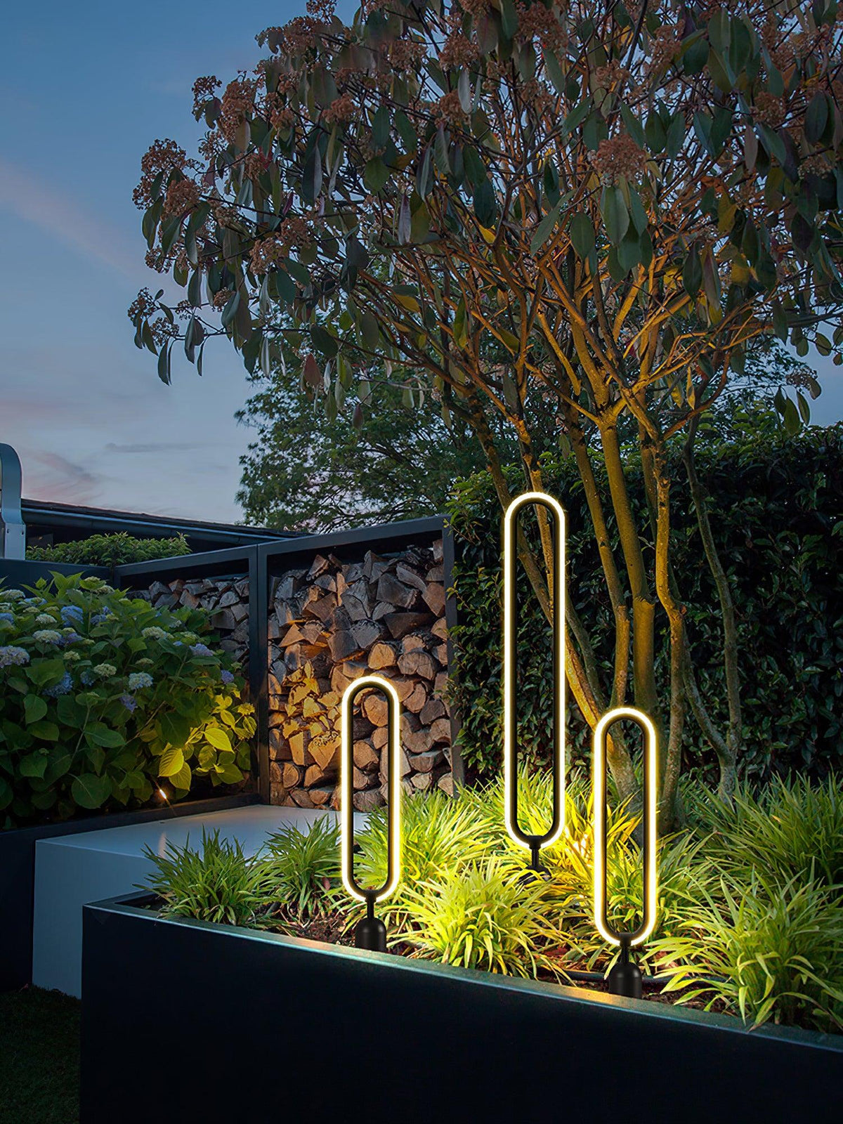 Modern Black Garden Light – Slim Bollard Light for Pathway