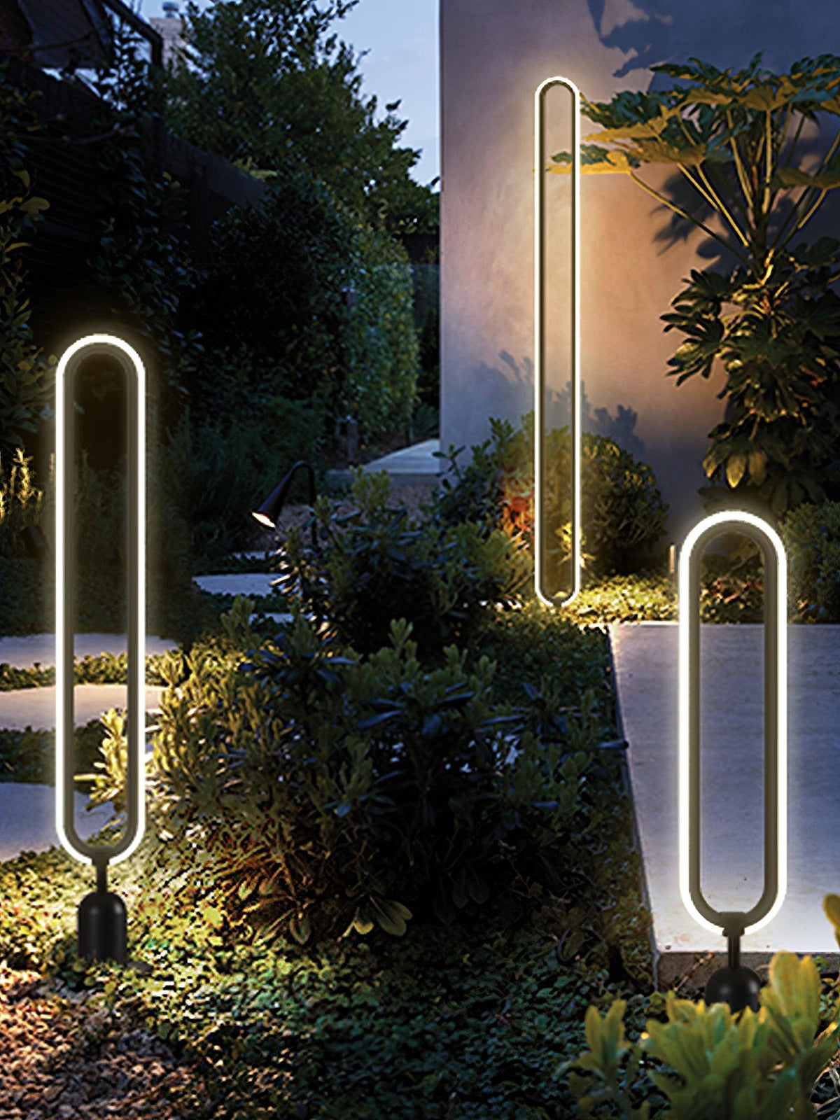 Modern Black Garden Light – Slim Bollard Light for Pathway