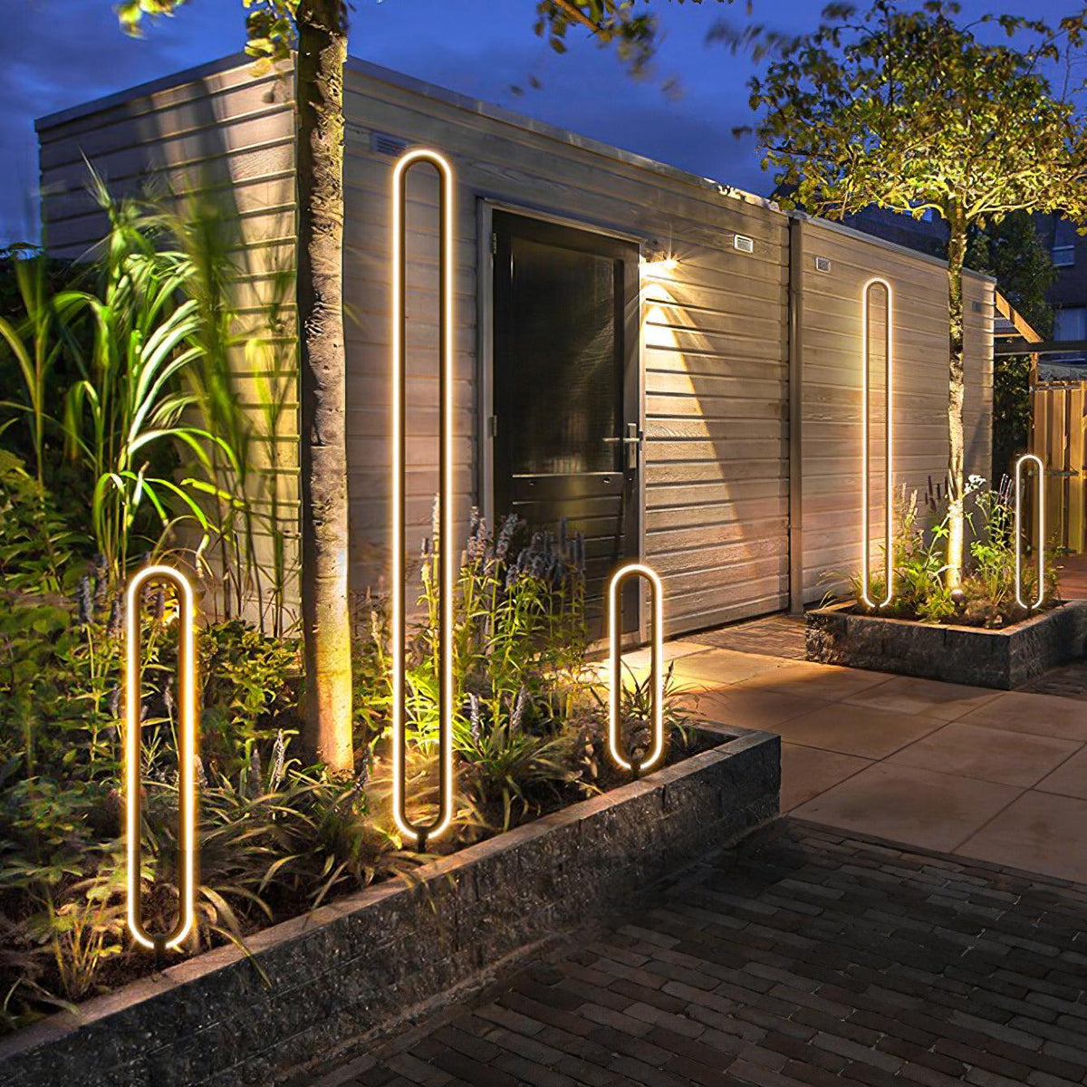 Modern Black Garden Light – Slim Bollard Light for Pathway