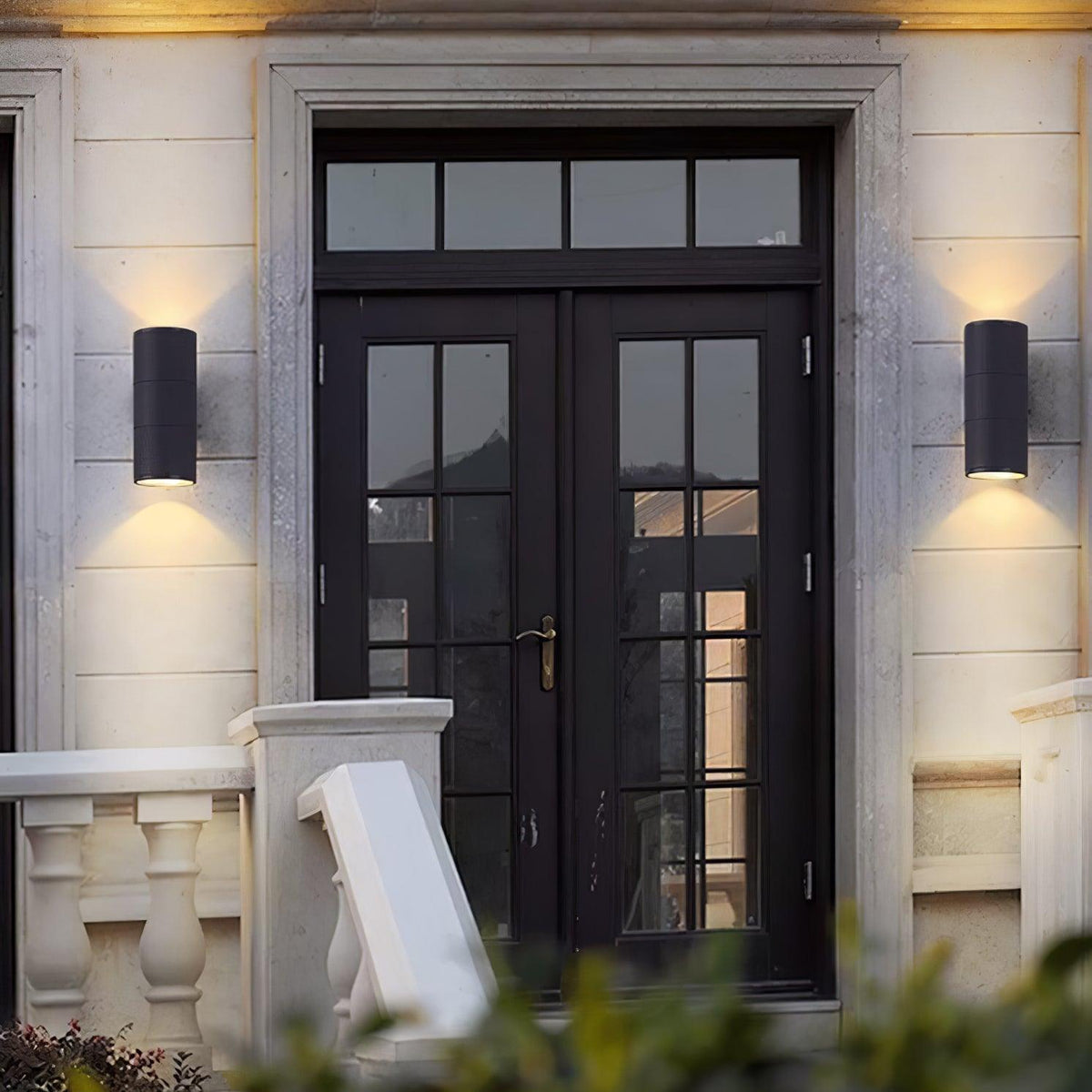 Modern Black Cylinder Wall Light – Outdoor Sconce for Porch