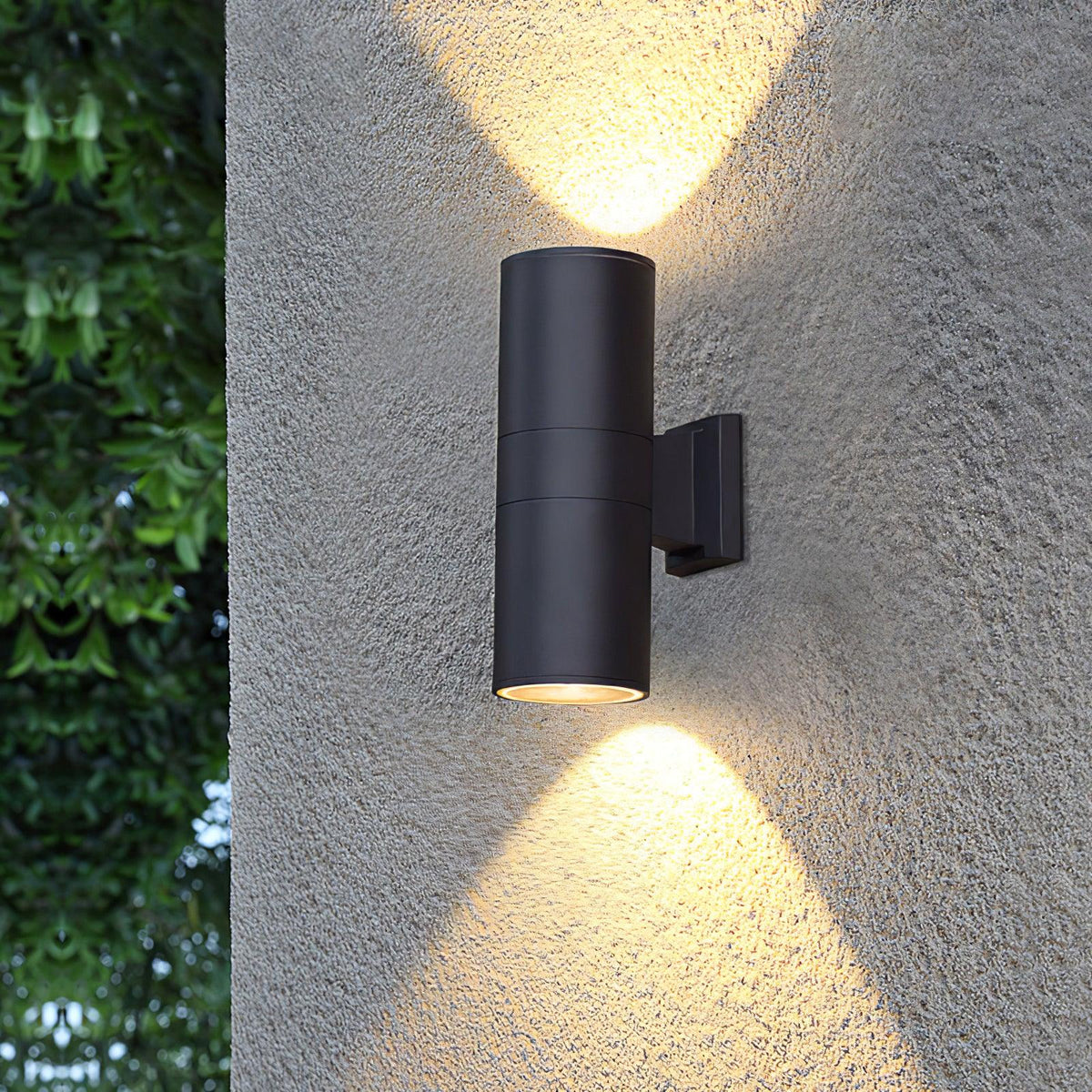 Modern Black Cylinder Wall Light – Outdoor Sconce for Porch