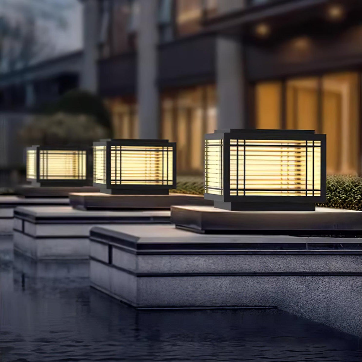 Classic Black Post Light – Solar Deck Light for Yard