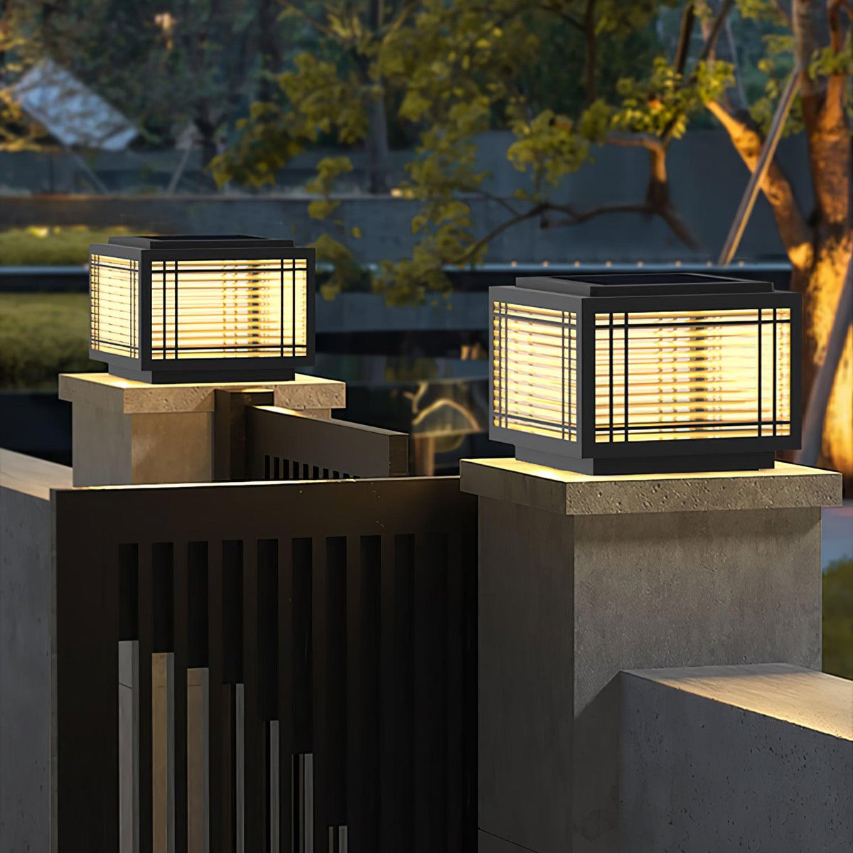 Classic Black Post Light – Solar Deck Light for Yard