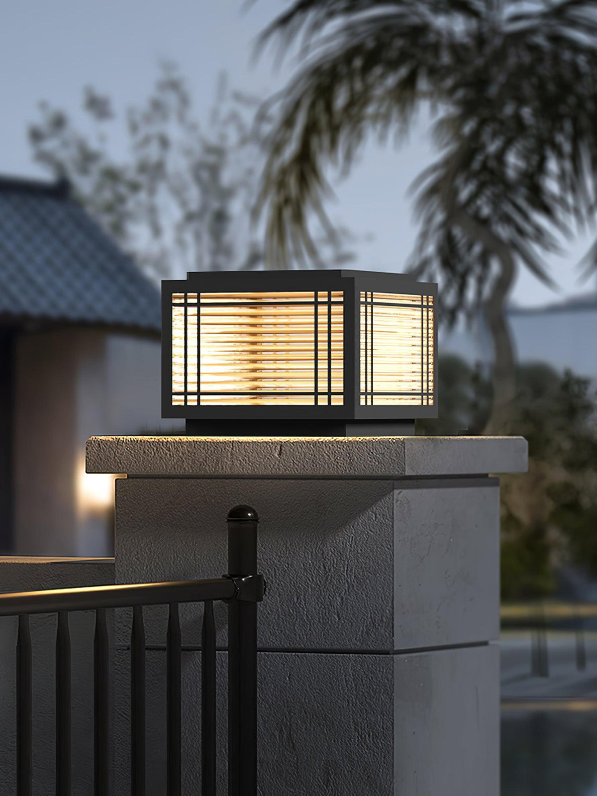 Classic Black Post Light – Solar Deck Light for Yard