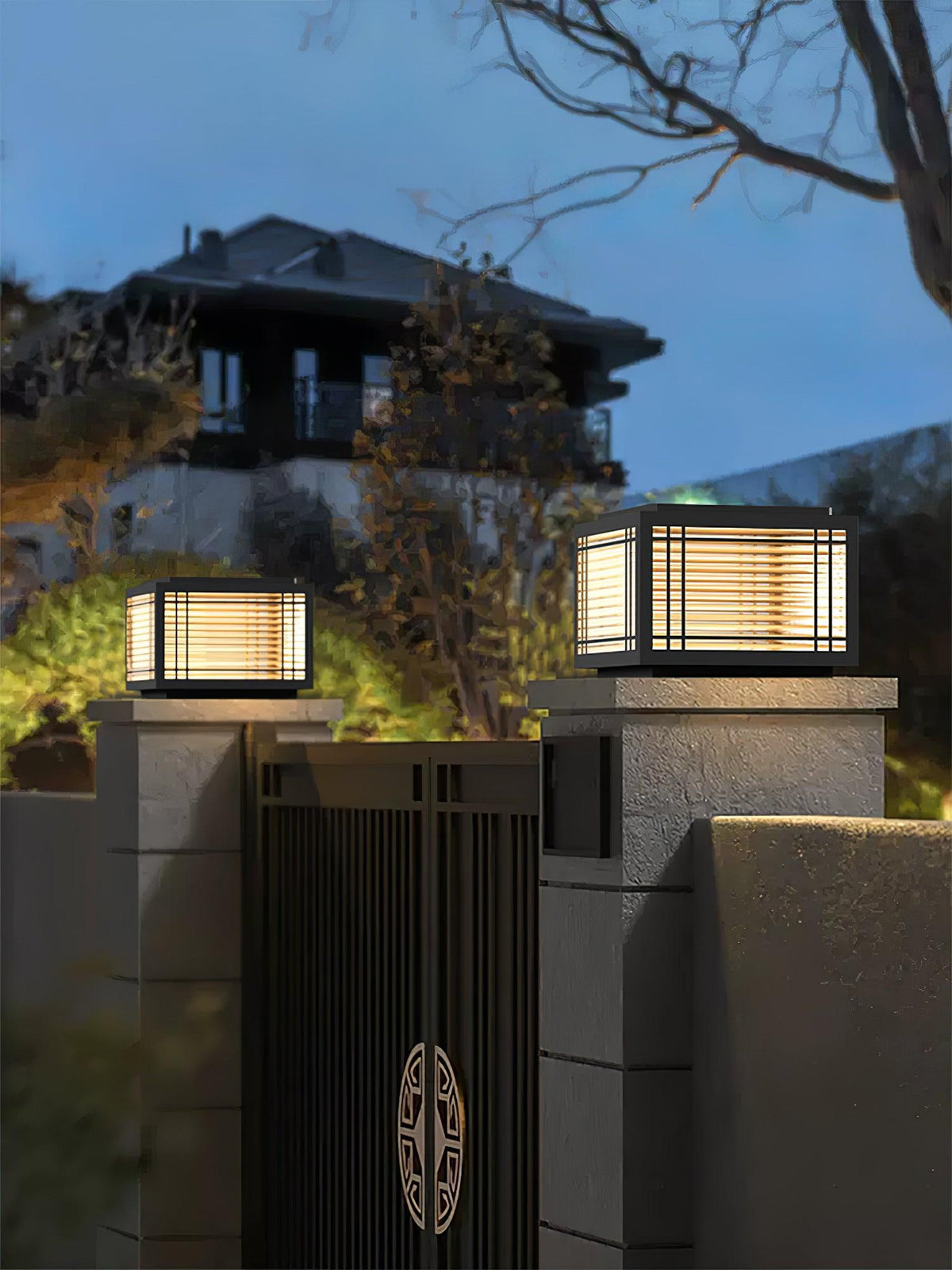 Classic Black Post Light – Solar Deck Light for Yard