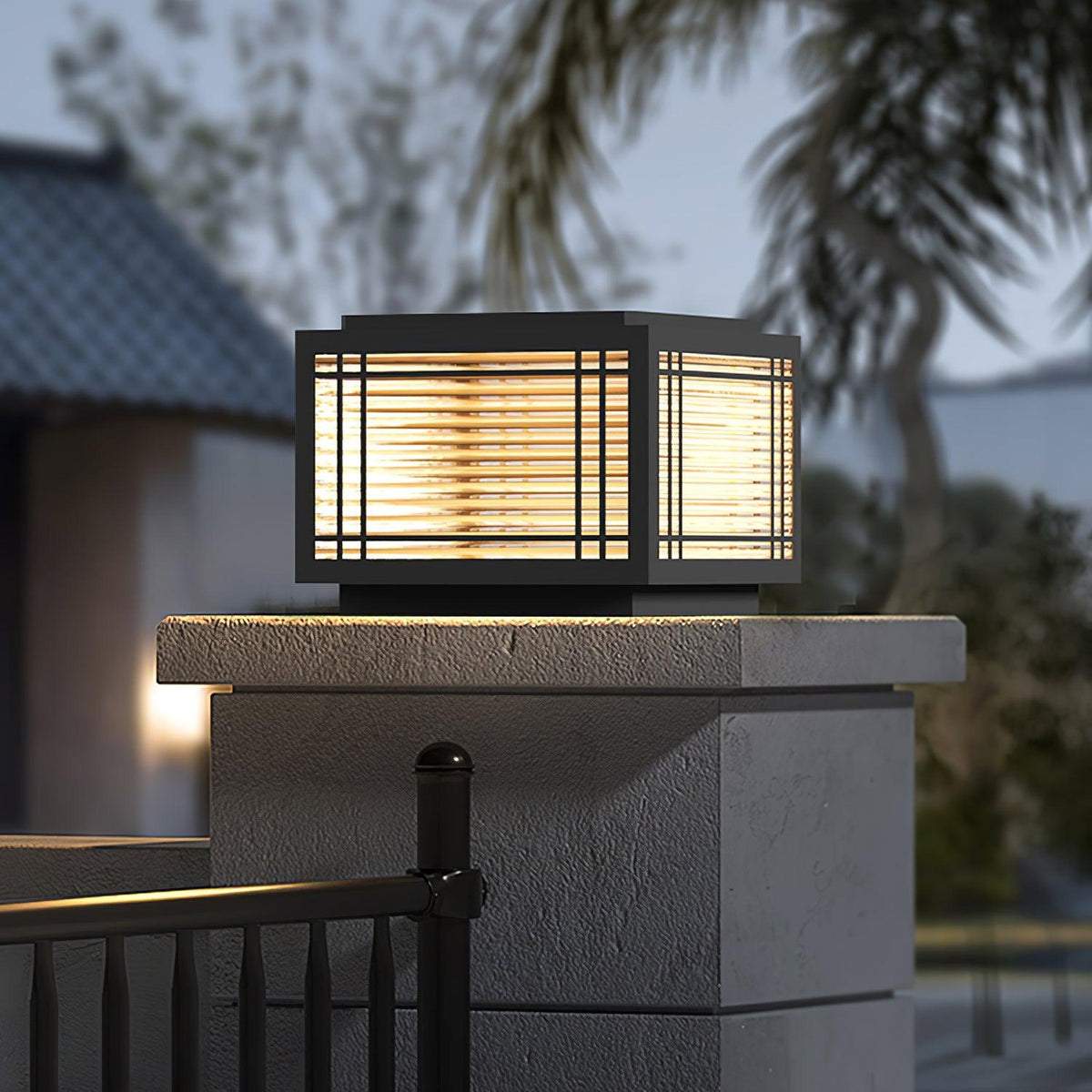Classic Black Post Light – Solar Deck Light for Yard