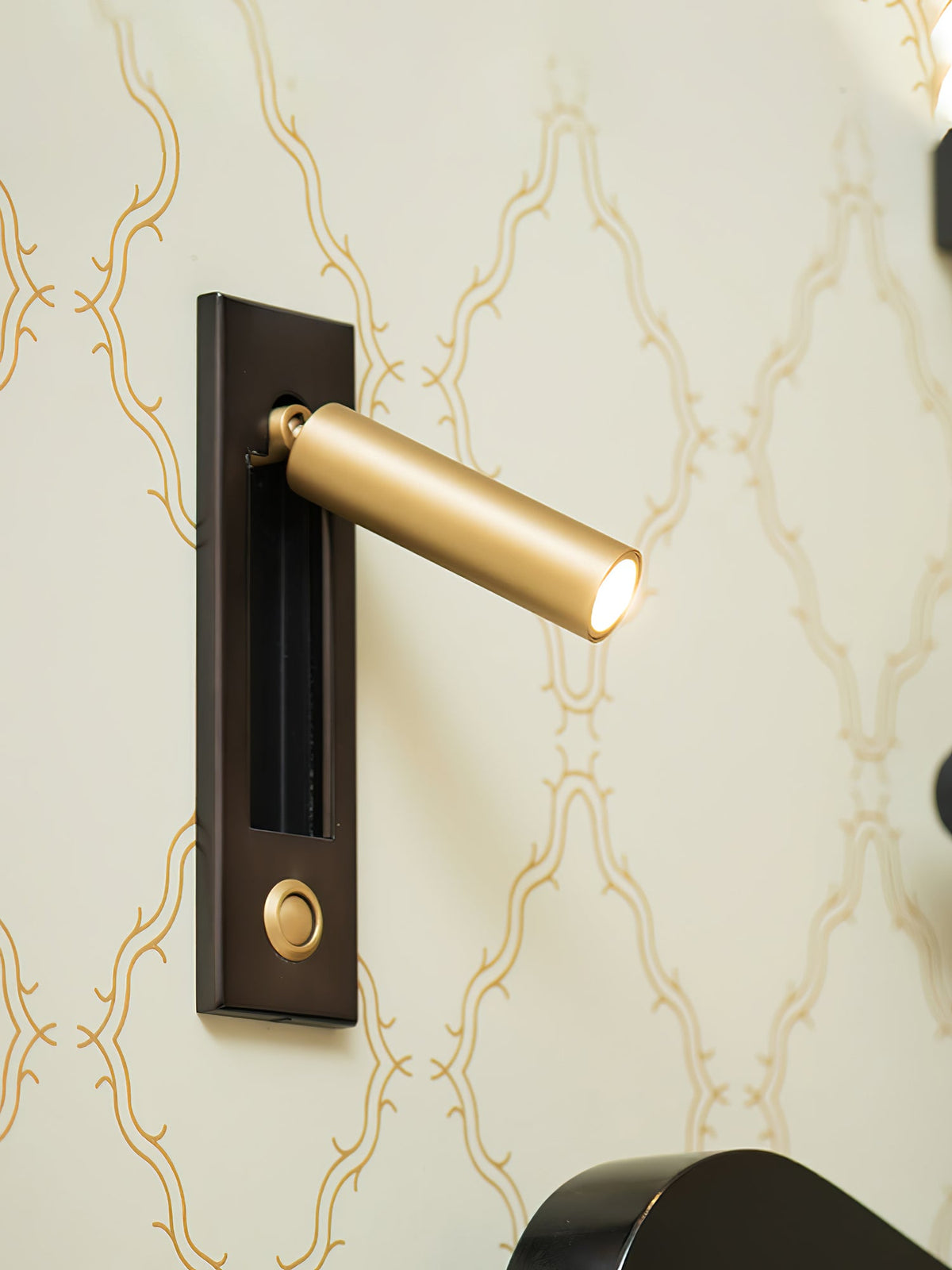 Minimalist Metal Recessed Sconce – Folding Bedside