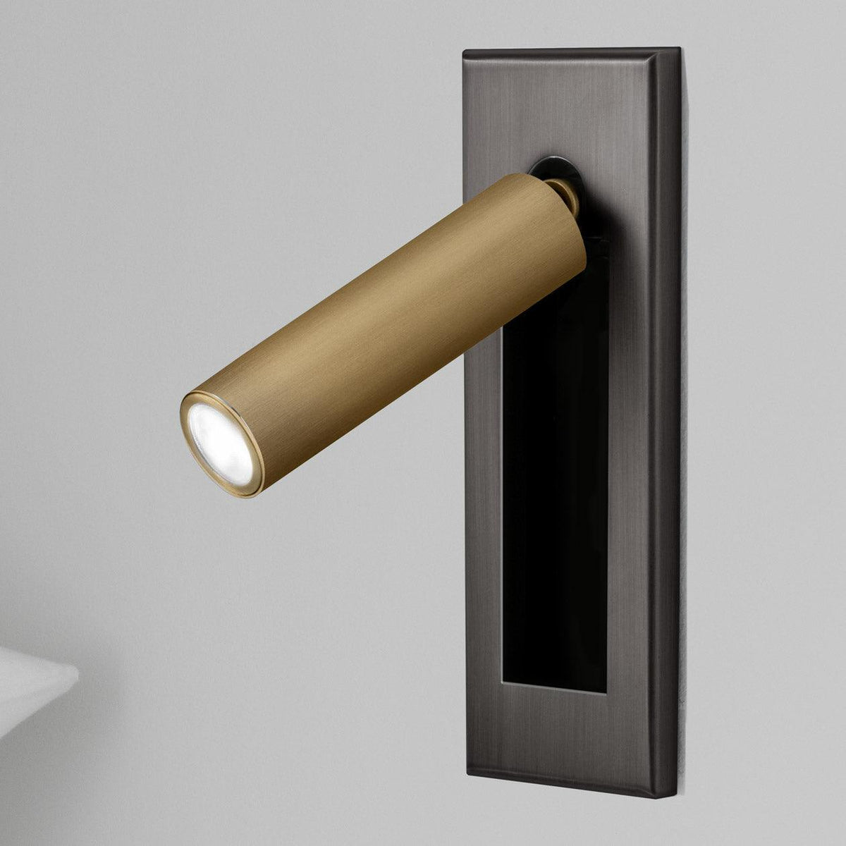 Minimalist Metal Recessed Sconce – Folding Bedside