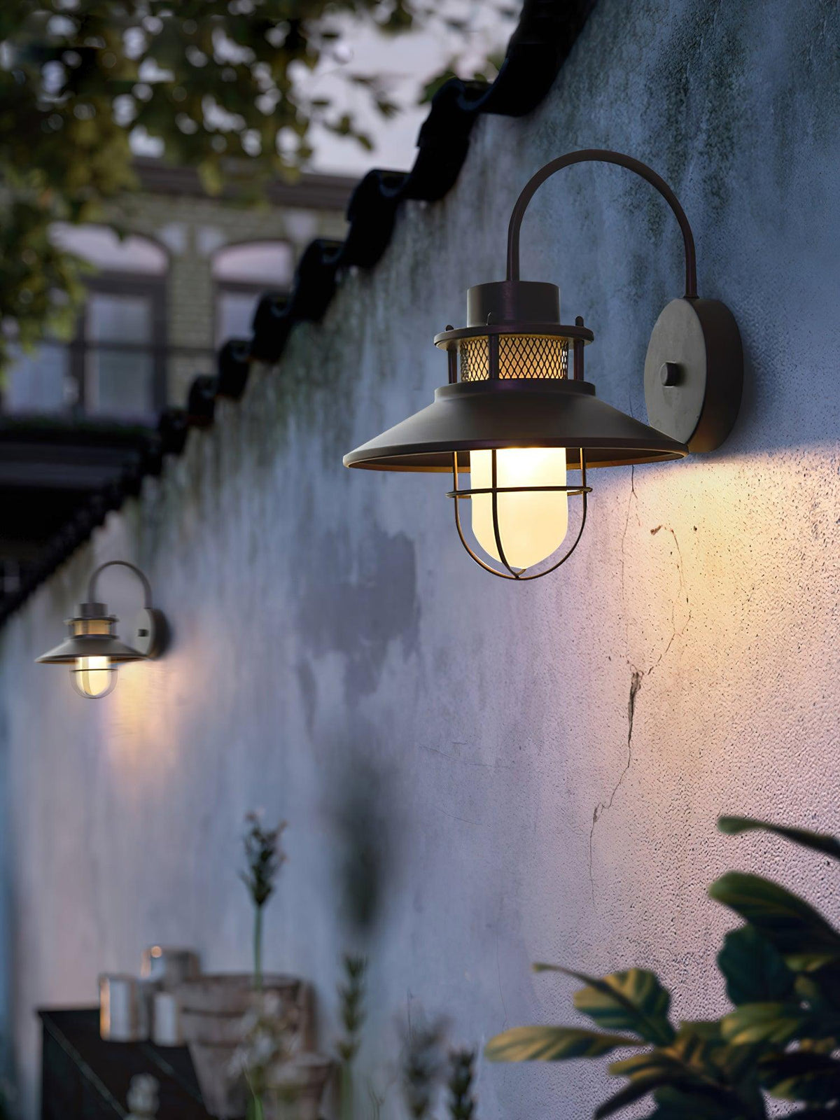 Industrial Black Wall Light – Glass Sconce for Porch