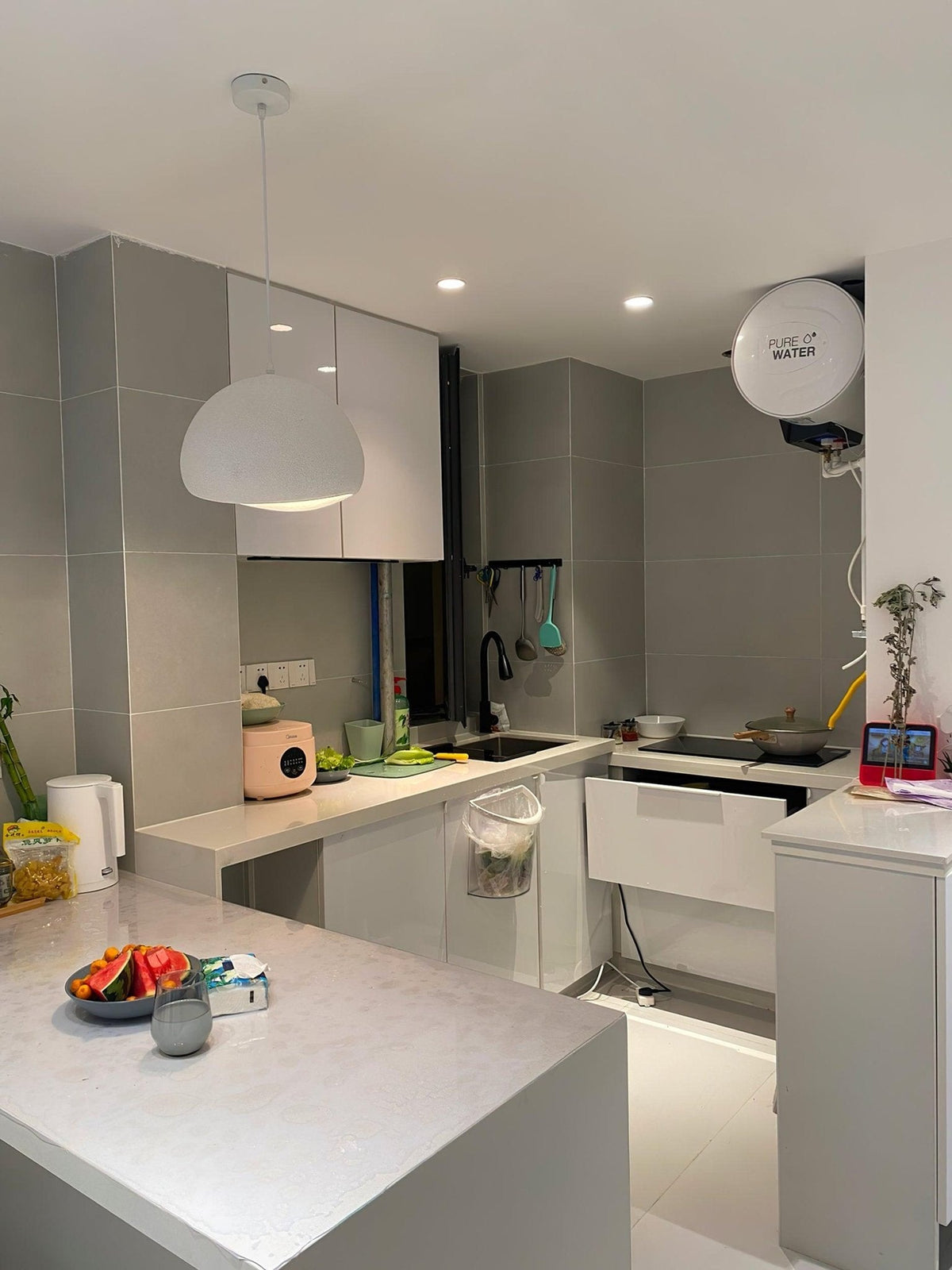 Minimalist White Dome Pendant Light – Moon Shade