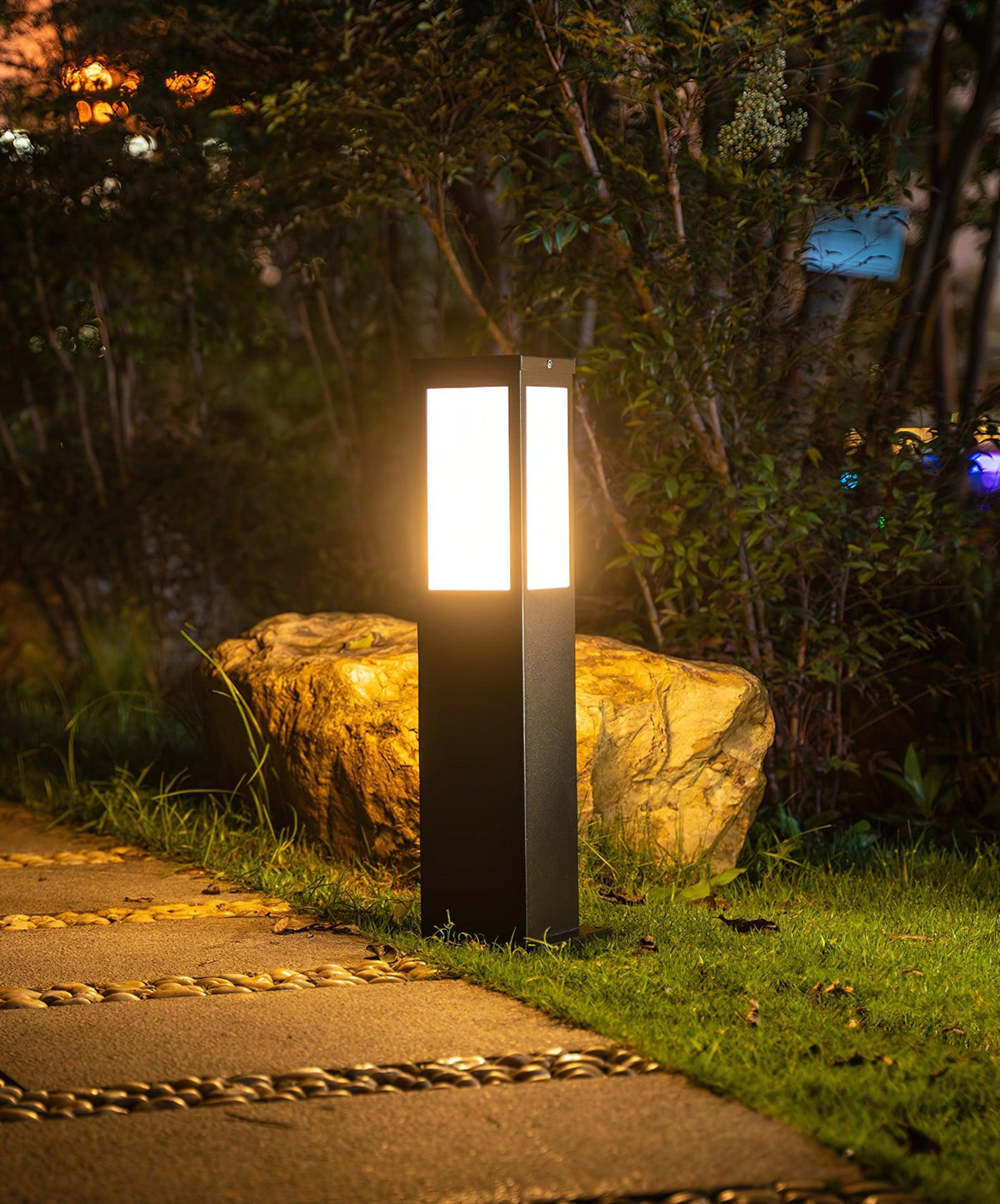 Black Solar Bollard Light – Column Path Light for Driveway