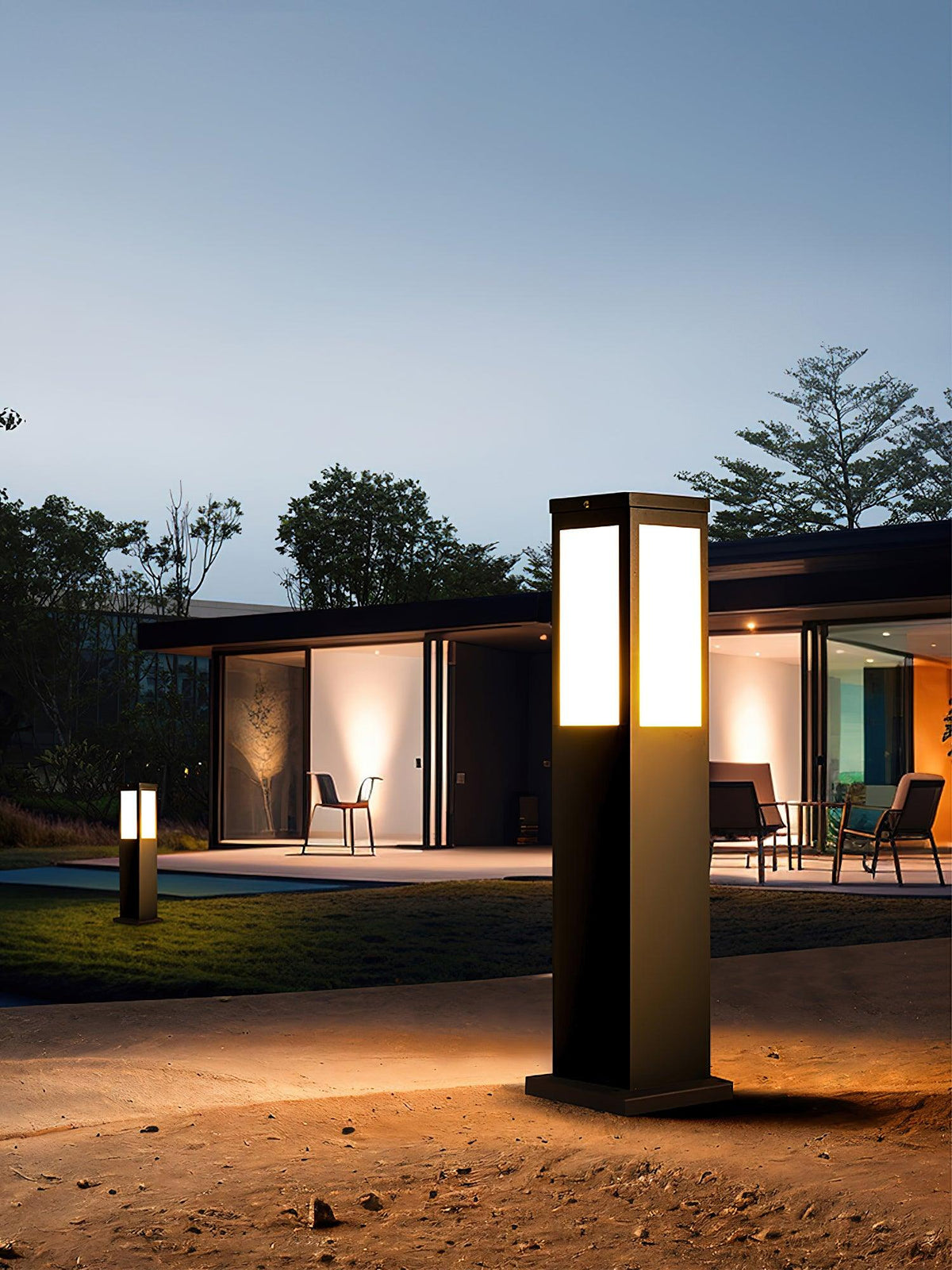 Black Solar Bollard Light – Column Path Light for Driveway