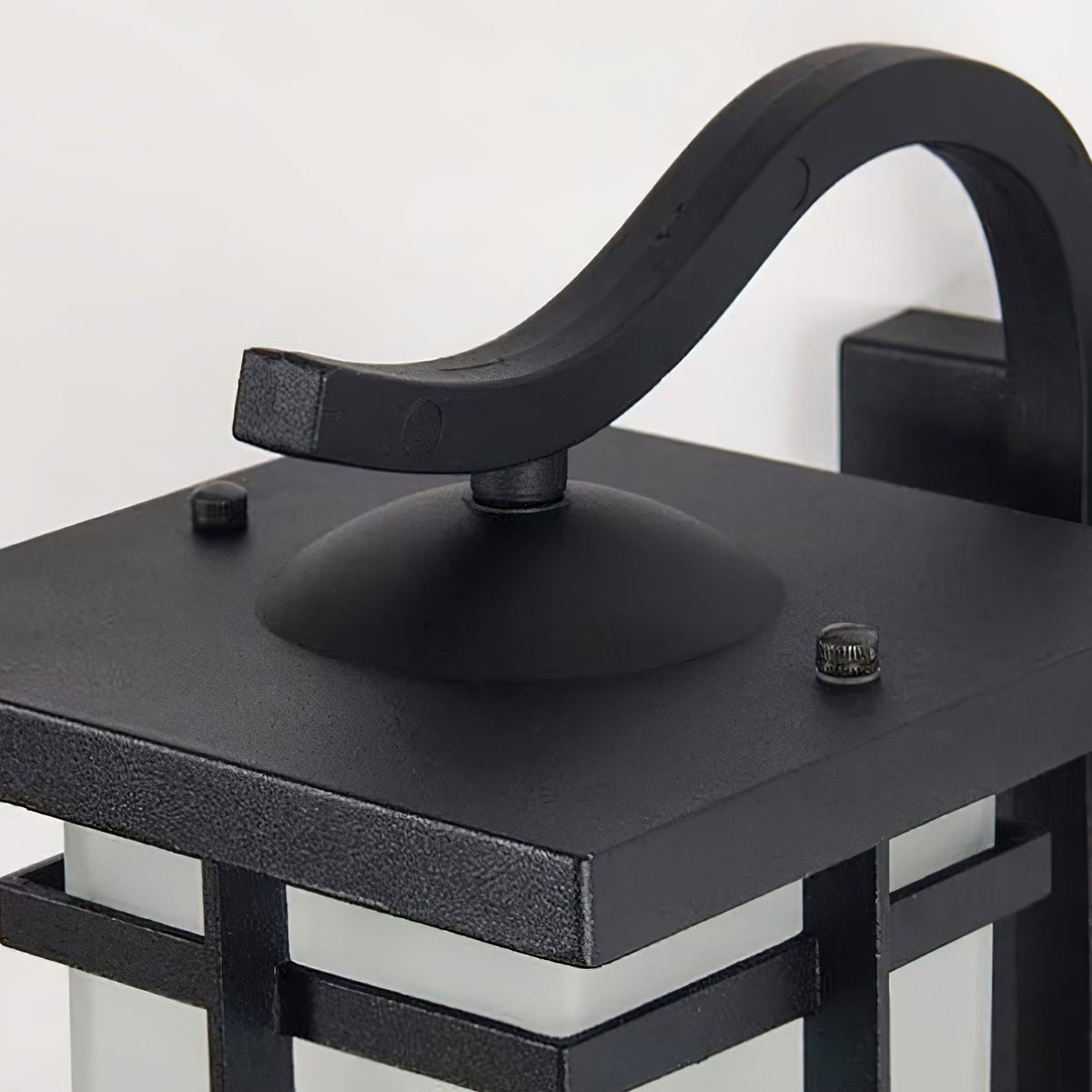 Classic Black Lantern Wall Light – Porch Light for Patio