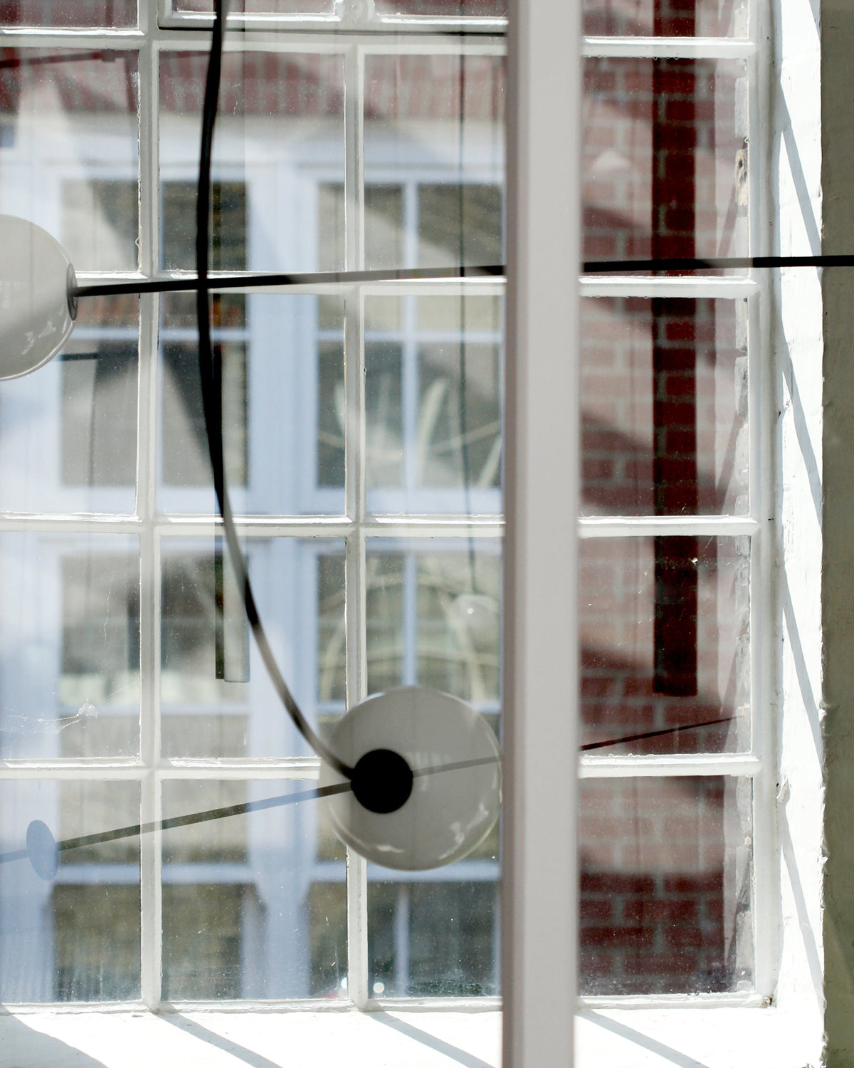 Modern Gold Metal Arc Chandelier – Globe Pendants