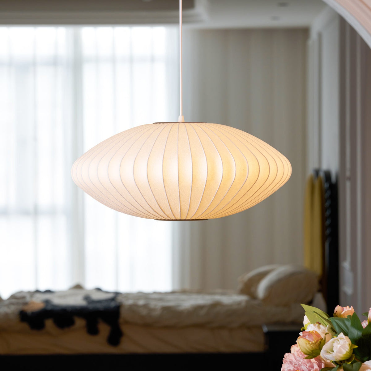Mid-Century White Silk Pendant – Bubble Wireframe