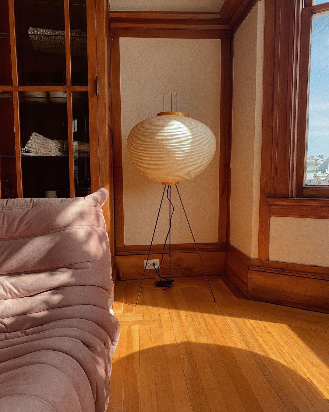 Japandi White Rice Paper Floor Lamp – Bamboo Rib