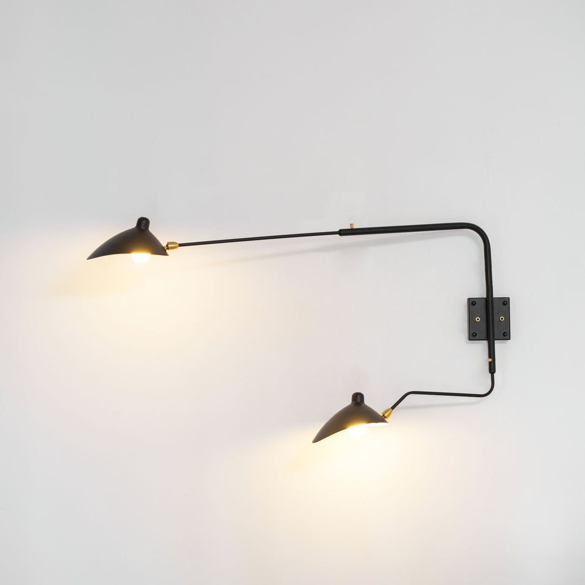 Mid-Century Metal Wall Sconce – Rotating Swing Arm
