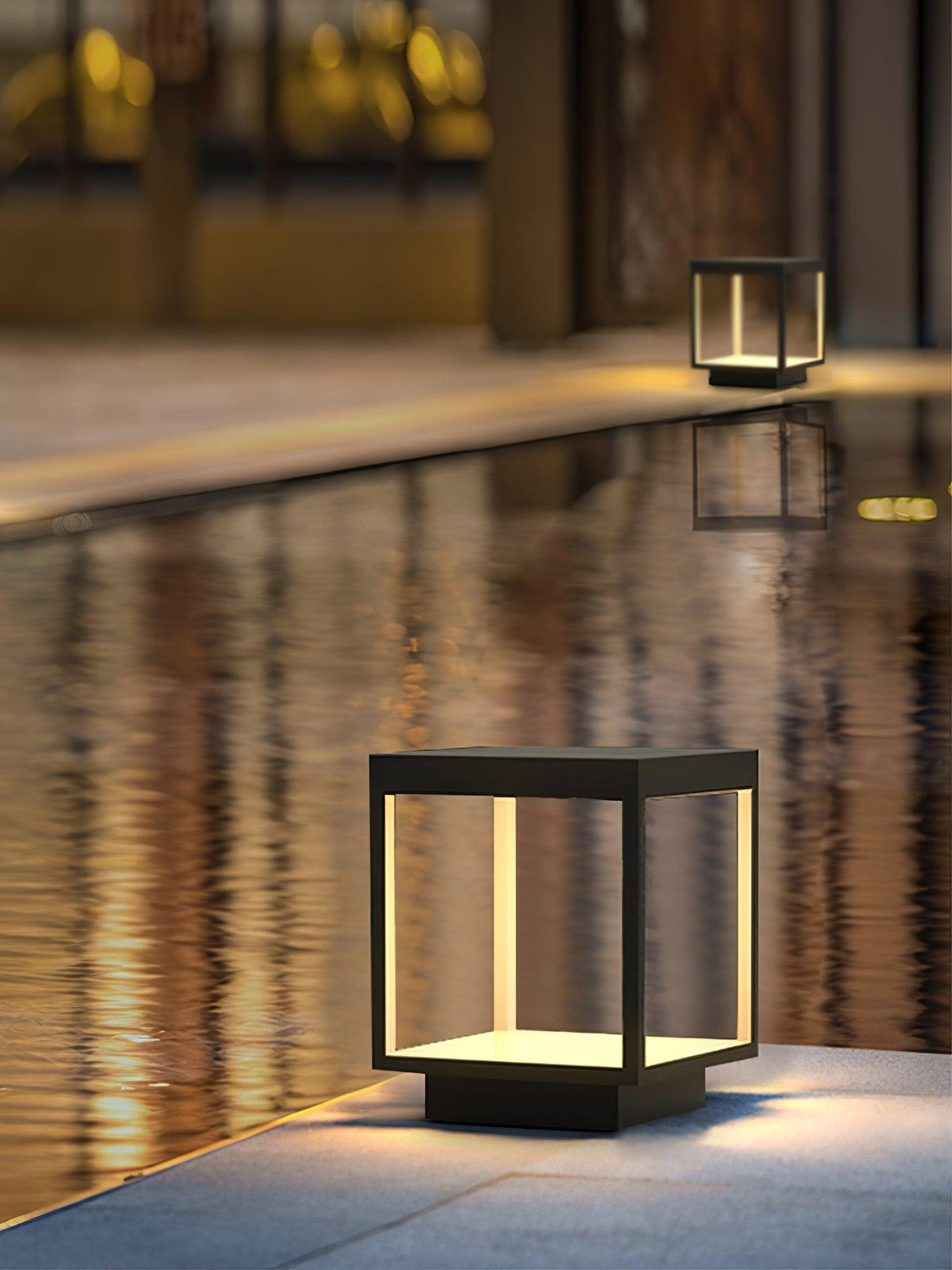 Modern Silver Frame Post Light – Pillar Light for Patio