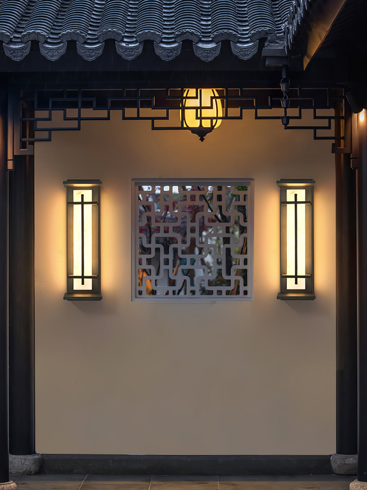 Modern Black Alabaster Wall Light – Tall Sconce for Porch
