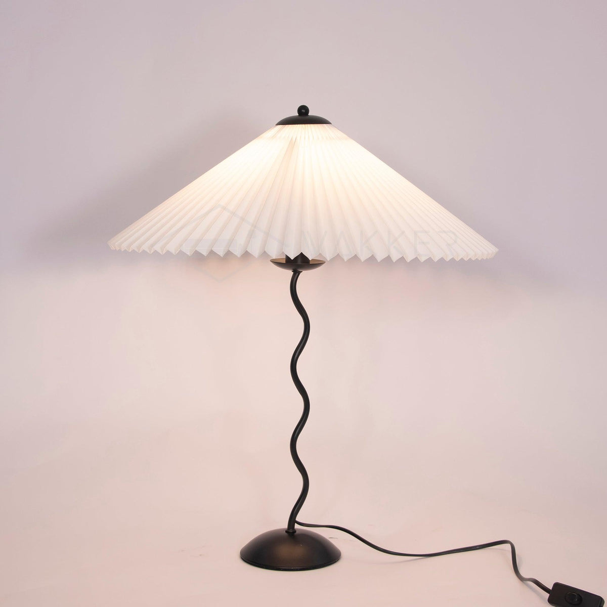 Modern Black Metal Table Lamp – Wavy Pleated Shade