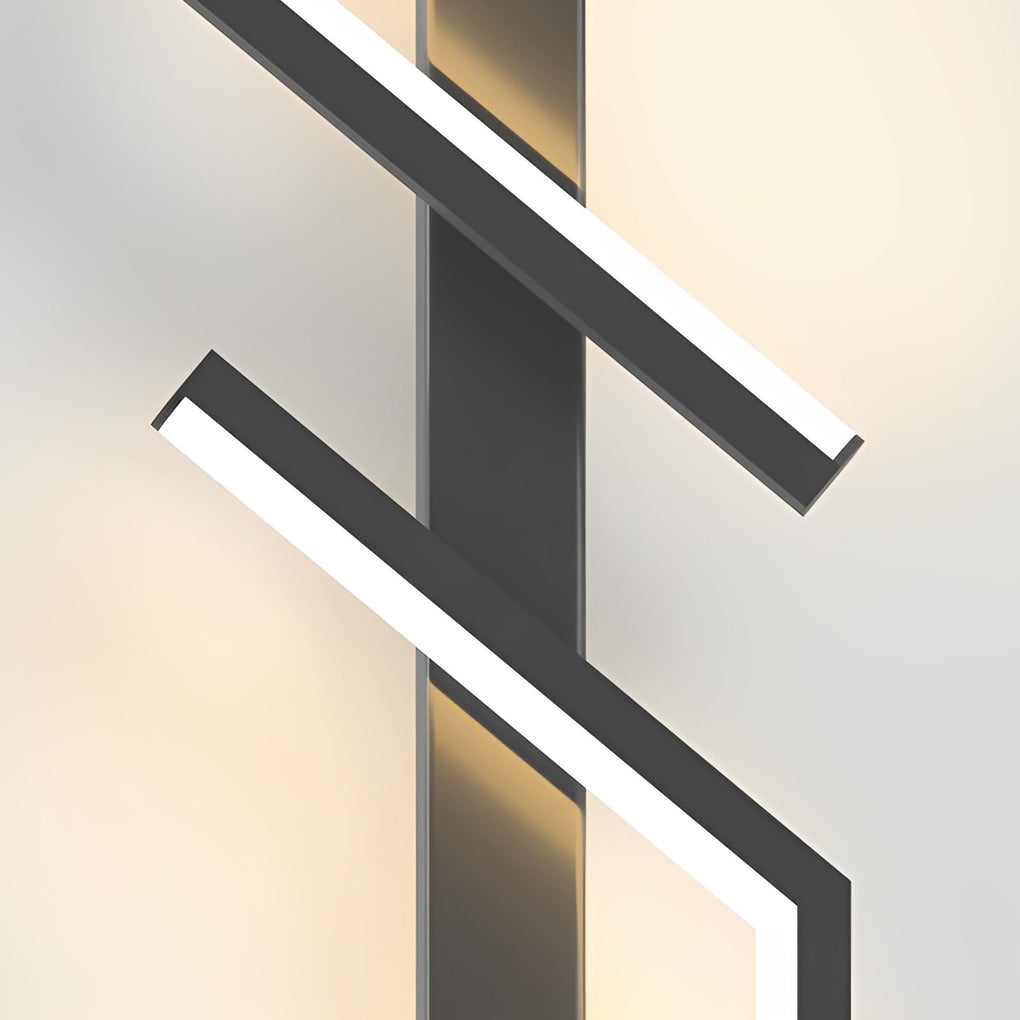 Modern Aluminum Wall Sconce – Geometric LED for Lounges
