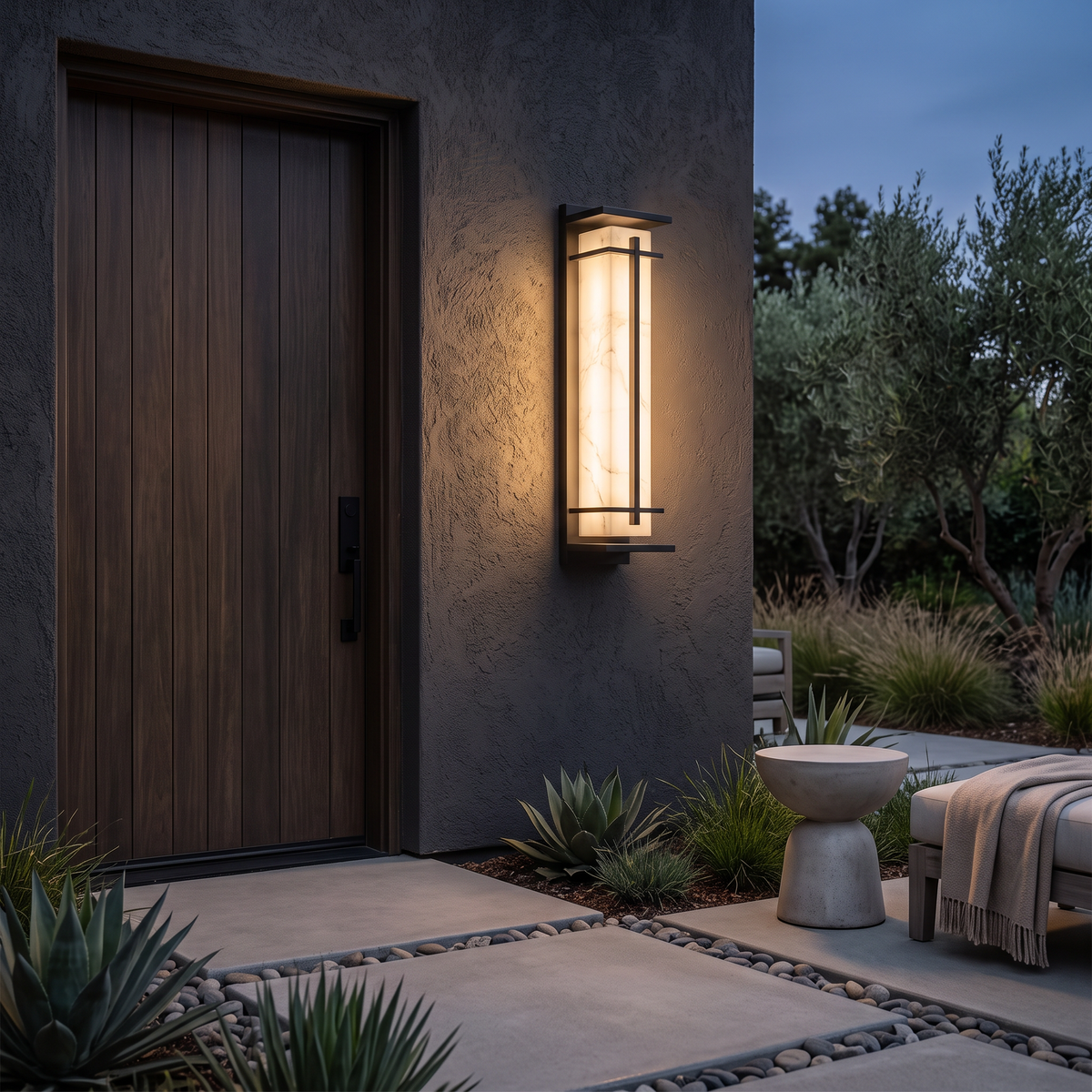 Modern Black Alabaster Wall Light – Tall Sconce for Porch
