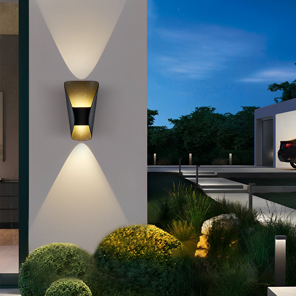 Modern Metal Wall Light – Small Up Down LED for Entryways