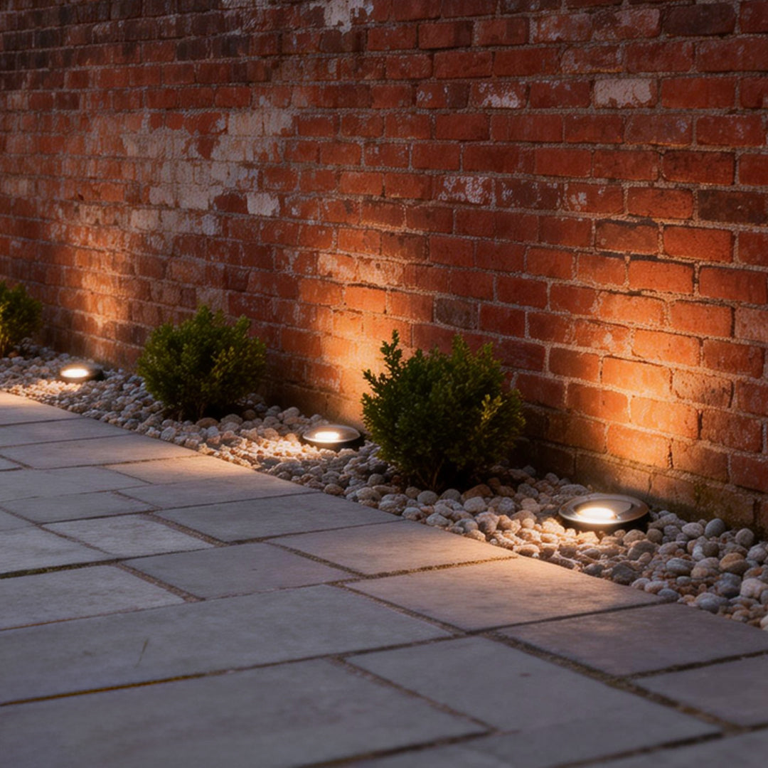 Modern Aluminum Deck Light – In-Ground Solar for Stairs