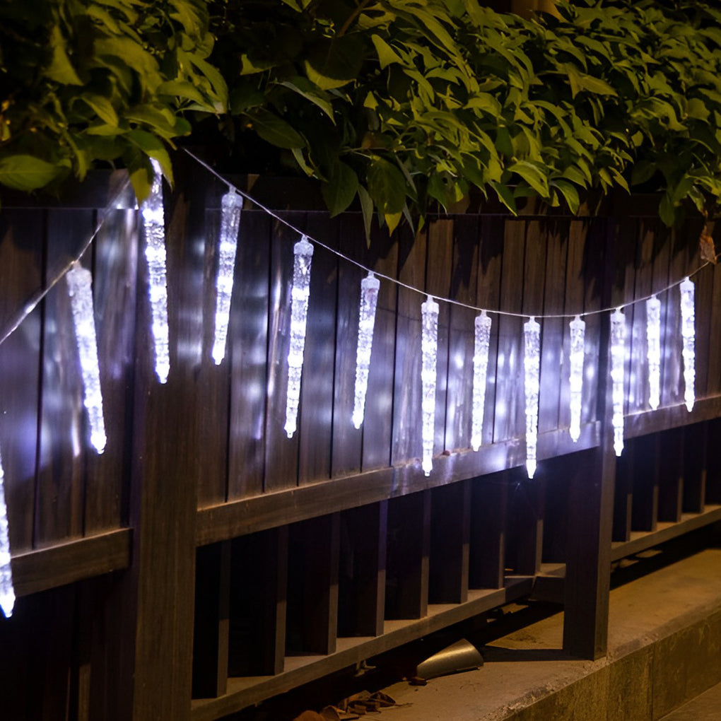 Modern Solar Icicle Lights – Staggered LED for Eaves