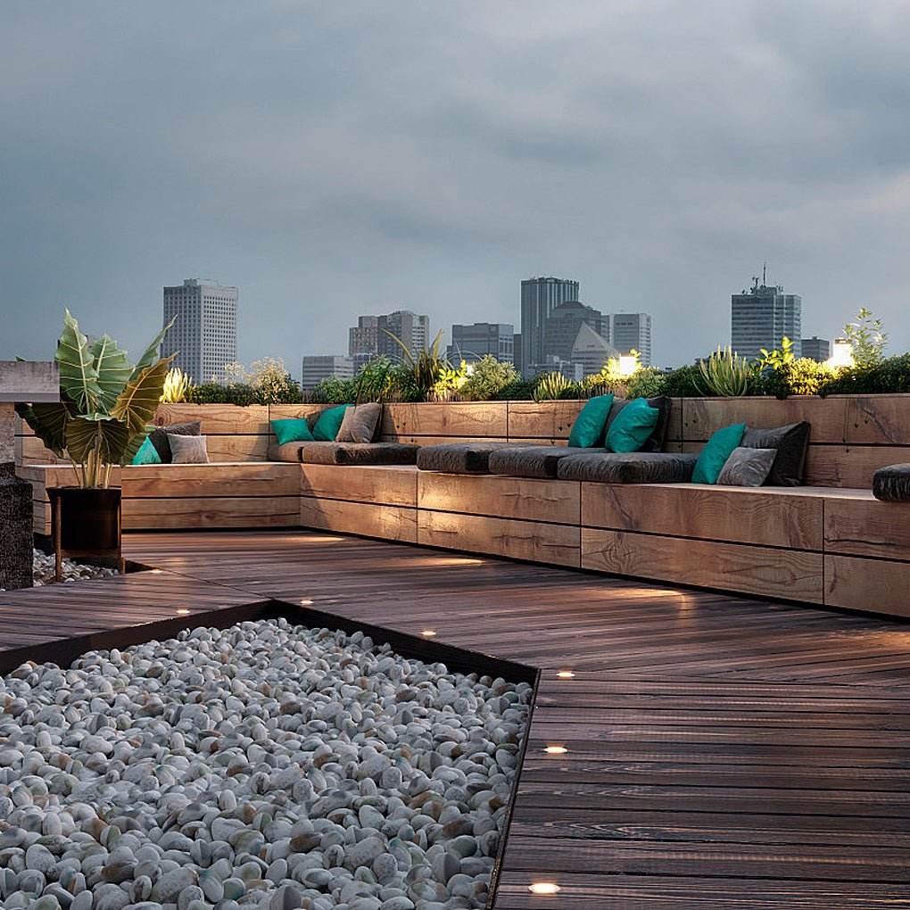 Modern Aluminum Deck Light – In-Ground Solar for Stairs