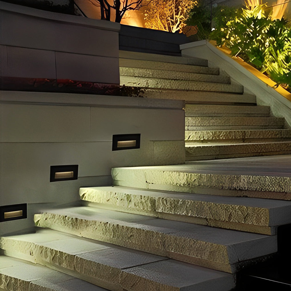 Modern Aluminium Step Light – Recessed for Staircases