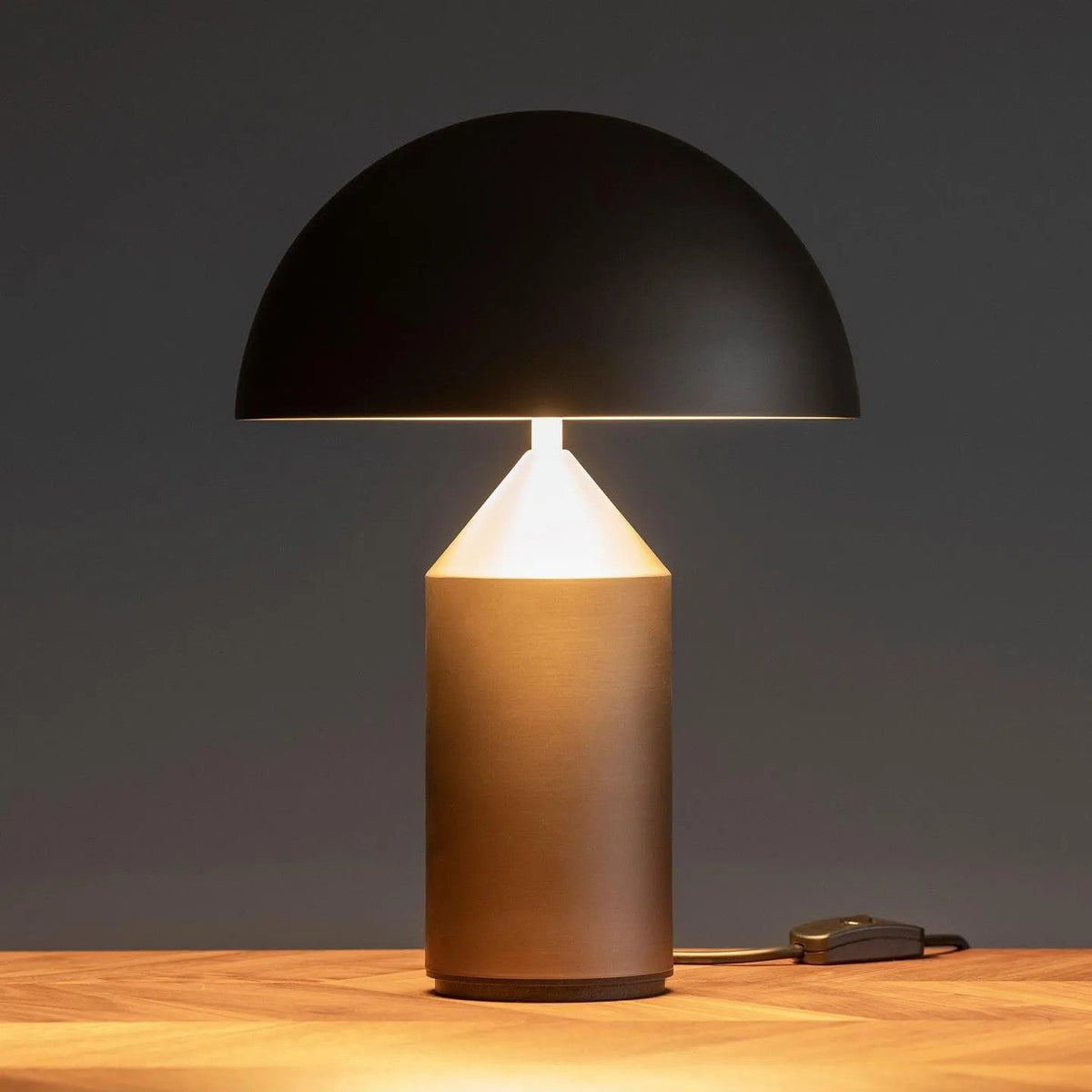 Mid-Century Metal Mushroom Table Lamp – Dome Shade