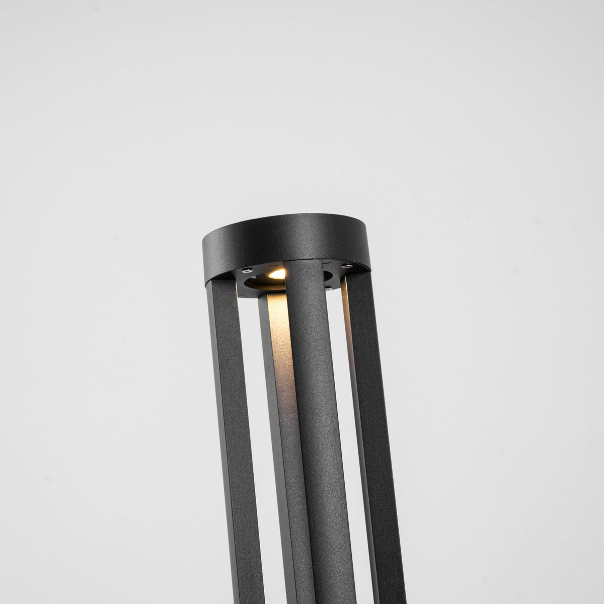 Modern Black Bollard Light – Cylinder Path Light for Garden