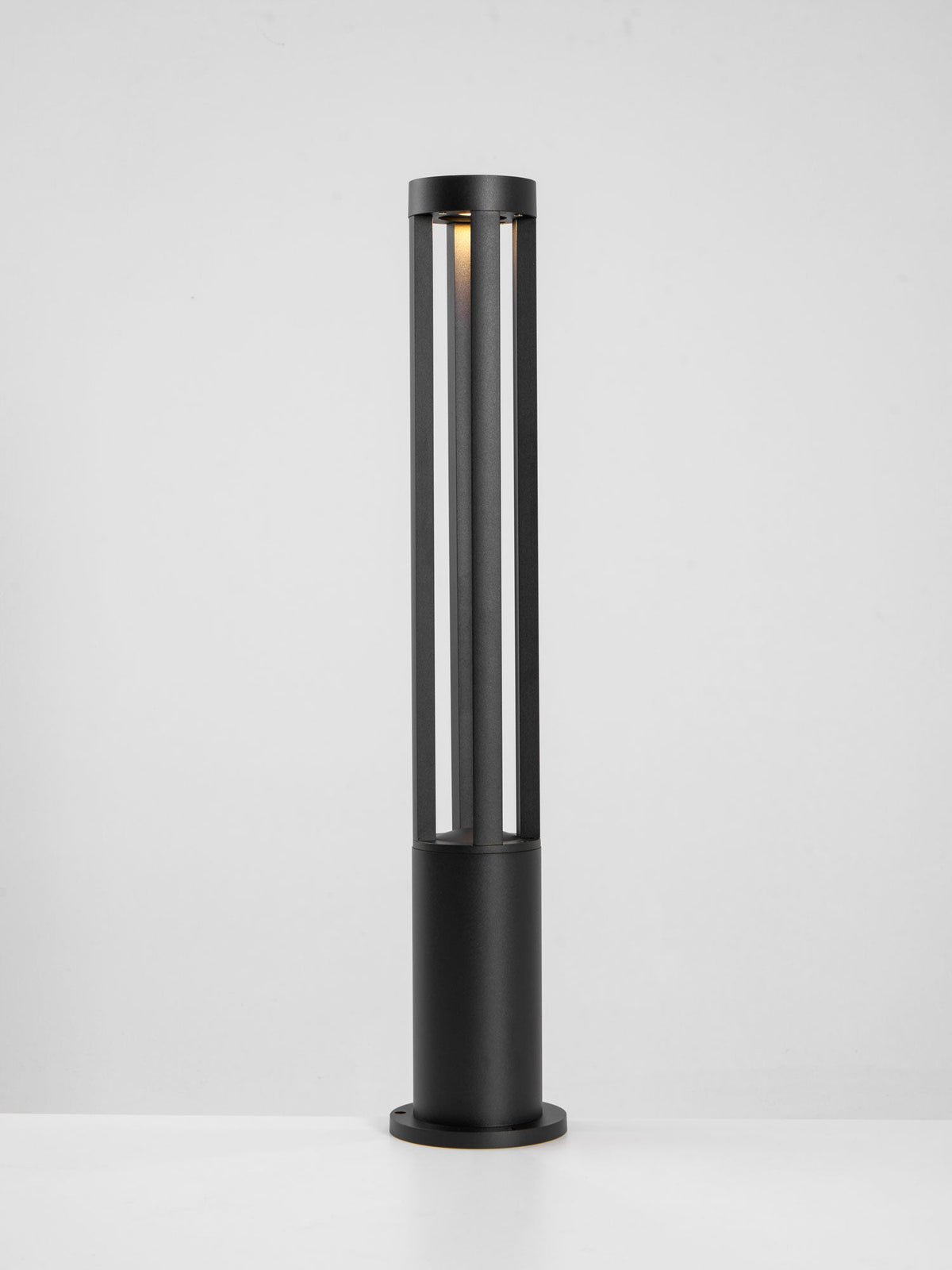 Modern Black Bollard Light – Cylinder Path Light for Garden