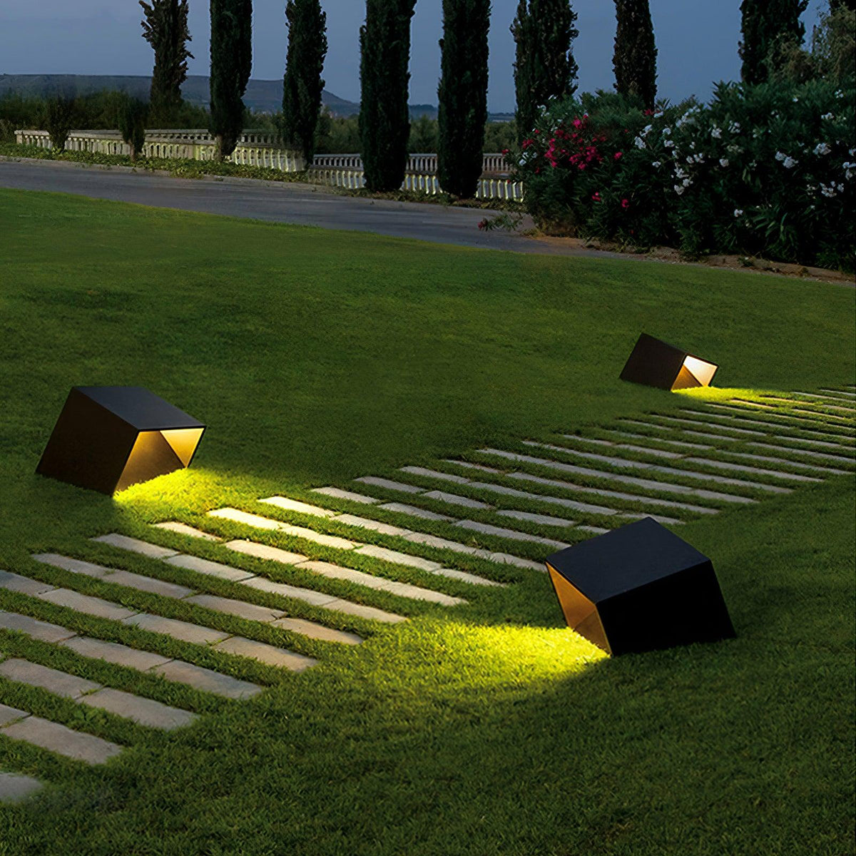 Modern Black Cube Light – Low Garden Light for Patio