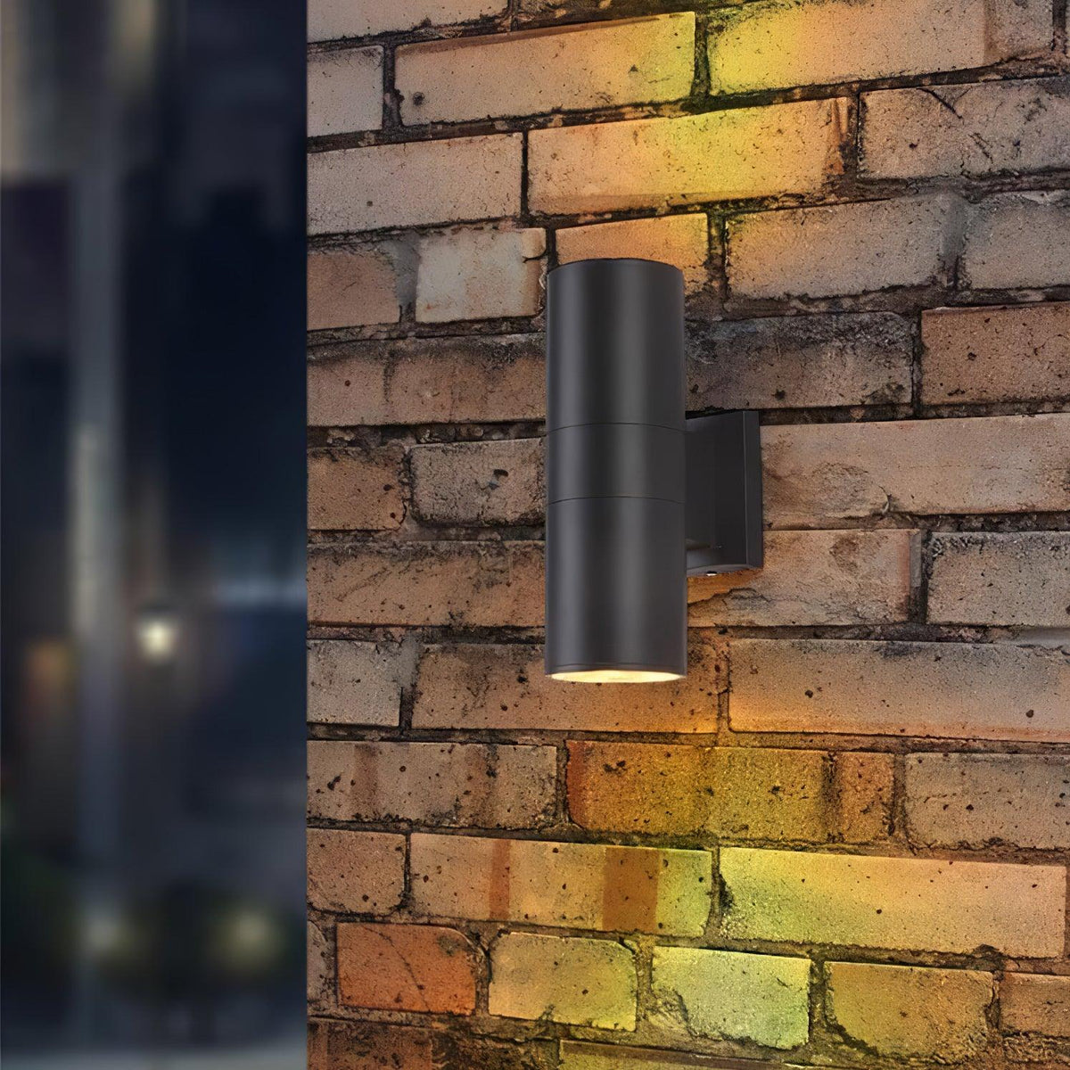 Modern Black Cylinder Wall Light – Outdoor Sconce for Porch