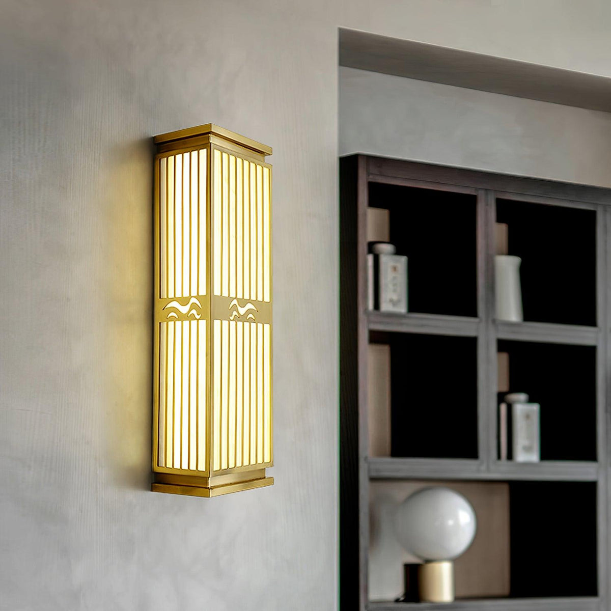 Modern Gold Outdoor Wall Light – Tall Sconce for Porch