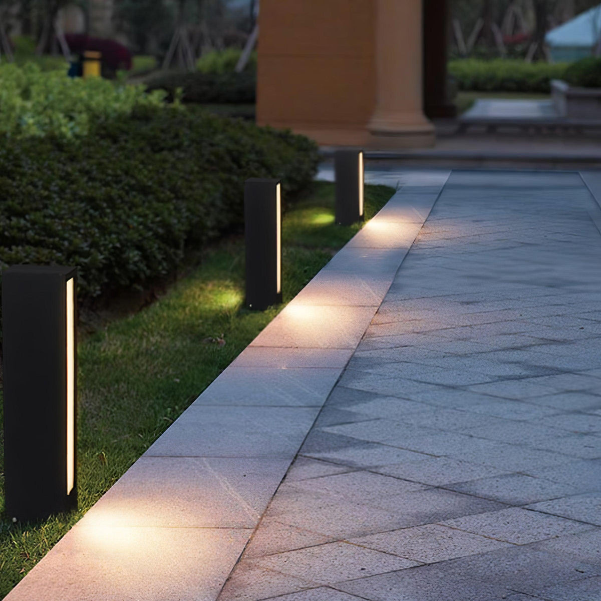 Modern Black Path Light – Slim Bollard Light for Walkway
