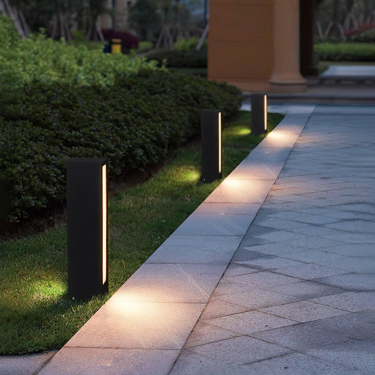 Modern Black Path Light – Slim Bollard Light for Walkway