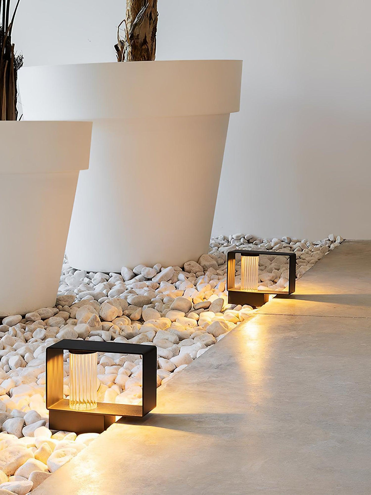 Modern Black Frame Path Light – Post Light for Walkway