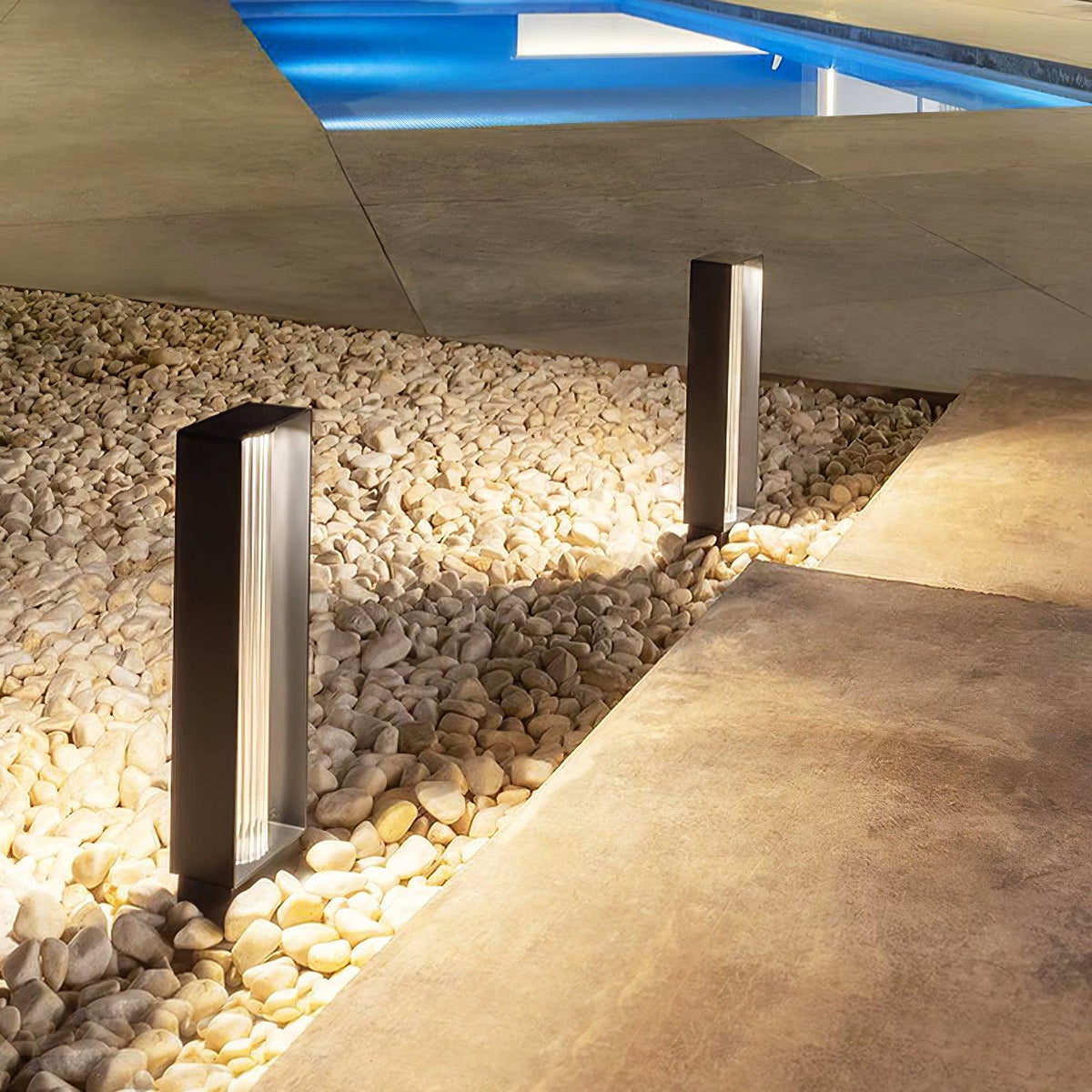 Modern Black Frame Path Light – Post Light for Walkway