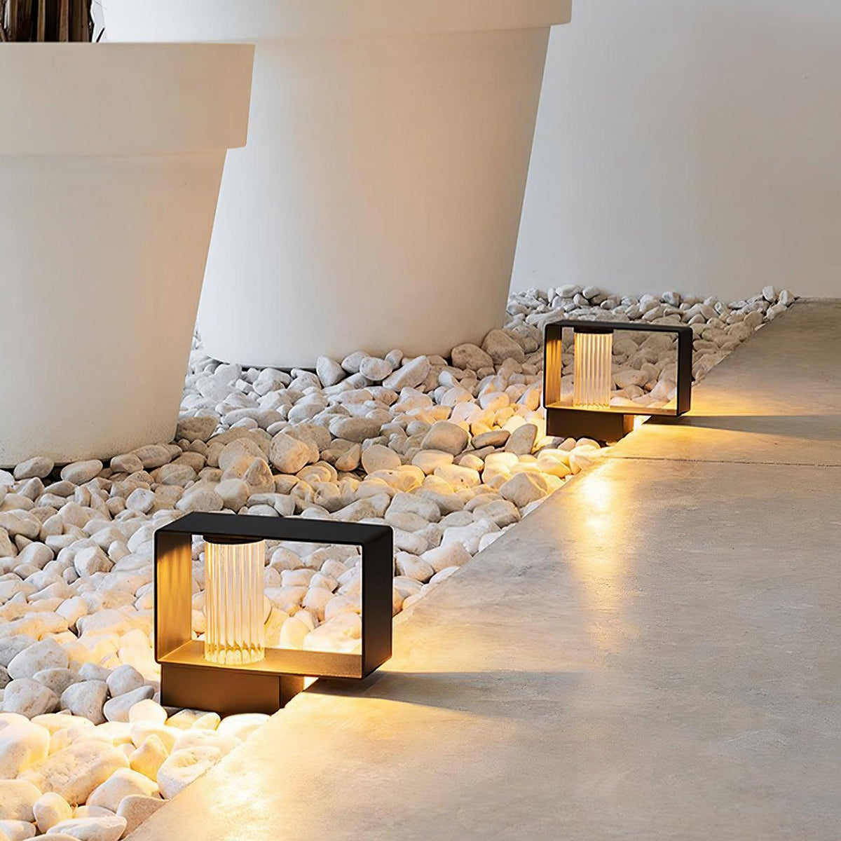 Modern Black Frame Path Light – Post Light for Walkway
