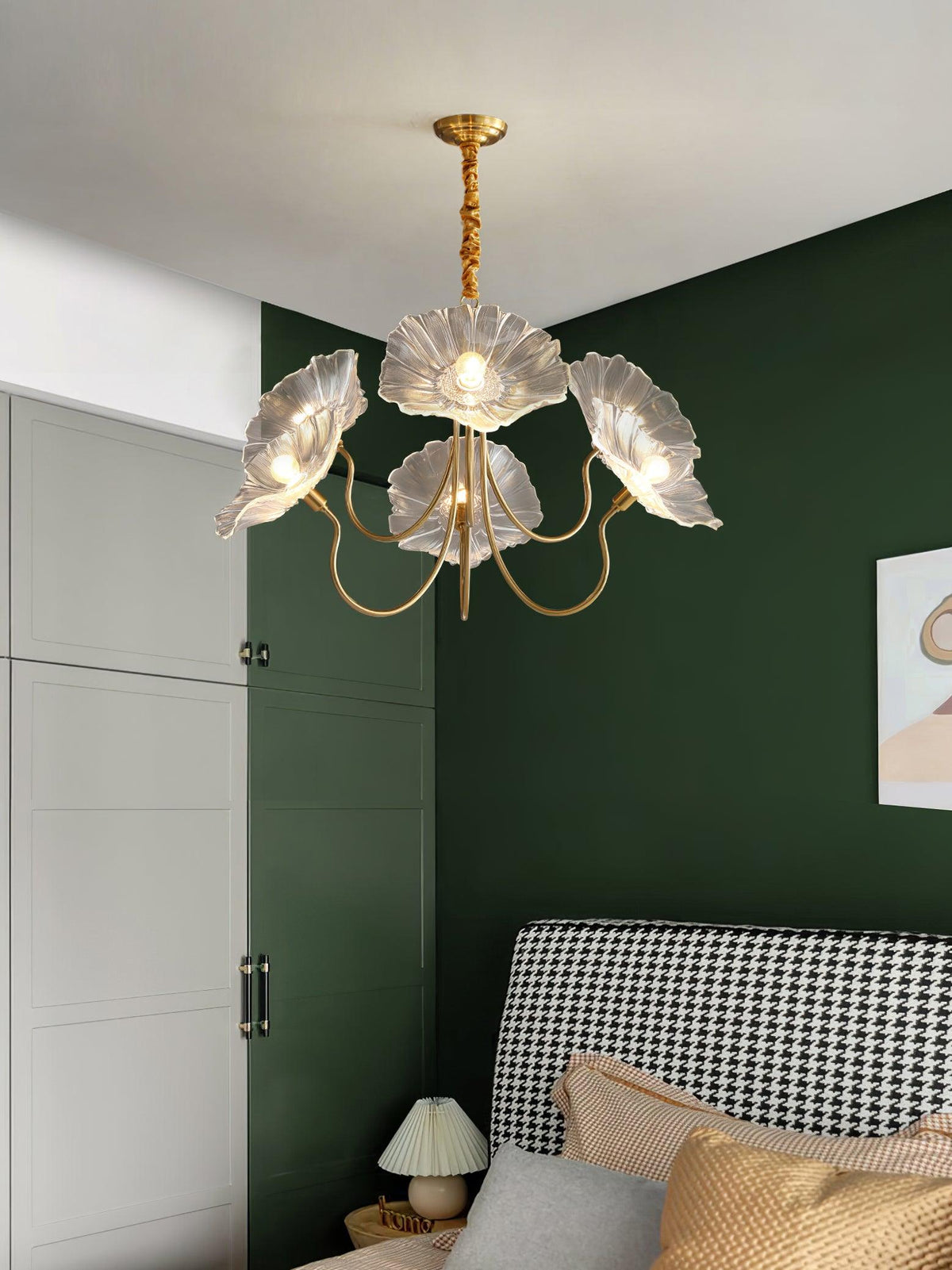 Modern Gold Frosted Glass Lotus Chandelier – Leaf