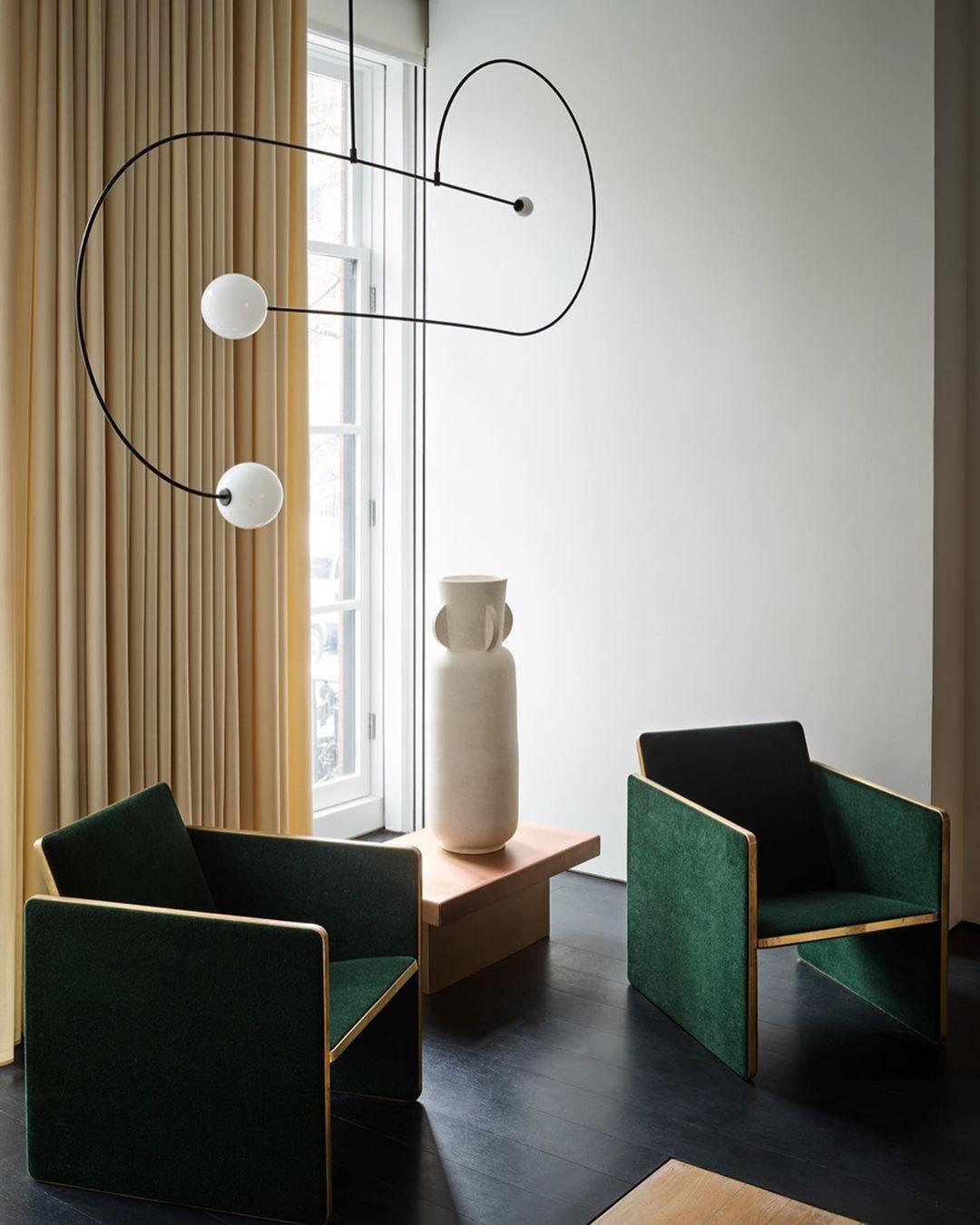 Modern Gold Metal Arc Chandelier – Globe Pendants